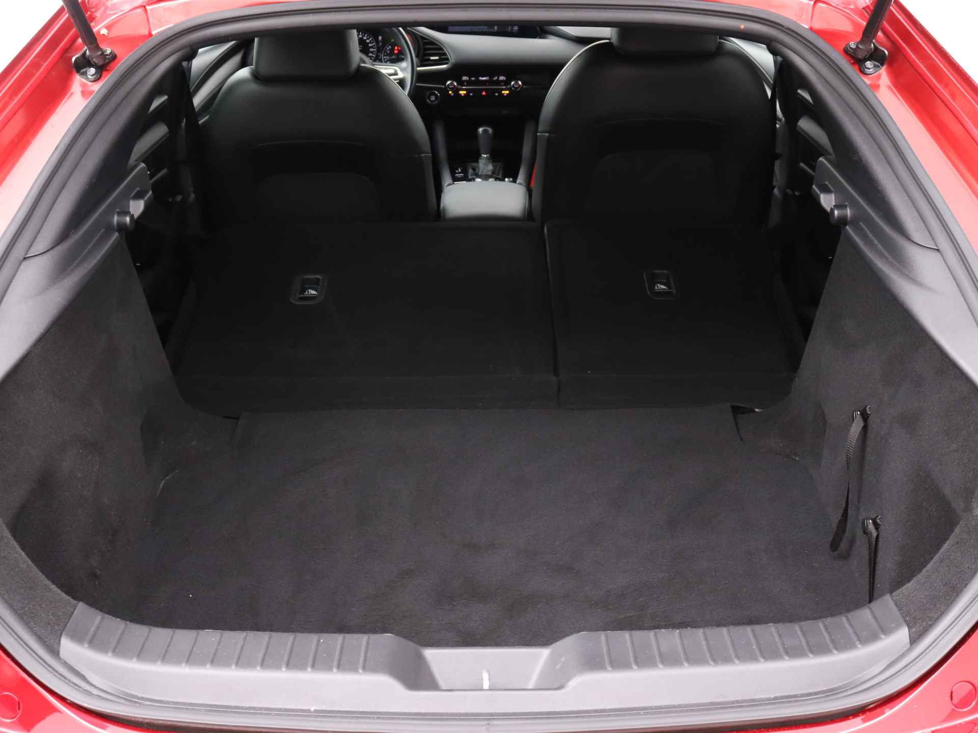 Mazda 3 2.0 e-SkyActiv-X M Hybrid 180 Luxury automaat | BOSE | Camera | Lederen bekleding | 18"LM velgen | - 35/39