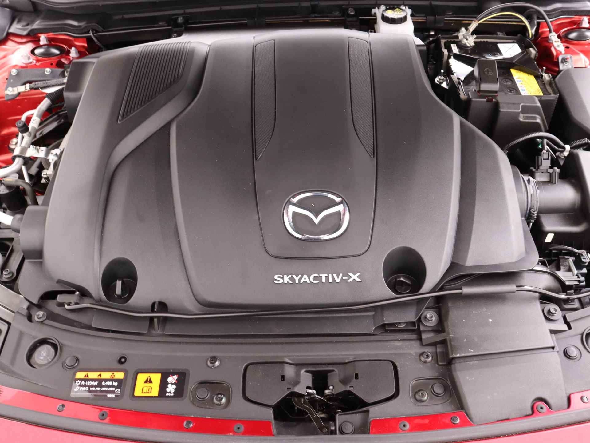 Mazda 3 2.0 e-SkyActiv-X M Hybrid 180 Luxury automaat | BOSE | Camera | Lederen bekleding | 18"LM velgen | - 37/39