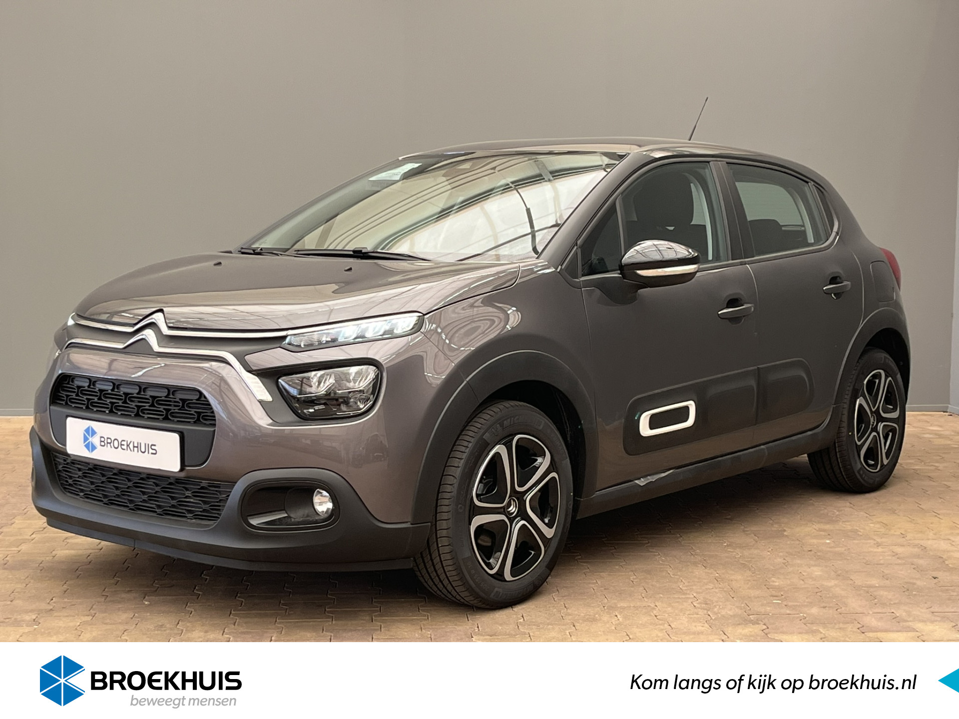 Citroën C3 1.2 82PK Plus | Navigatie | DAB+ | Parkeersensoren | Cruise | Carplay | Bluetooth | Touchscreen | Clima | Led dagrij | Rijstrooksensor |