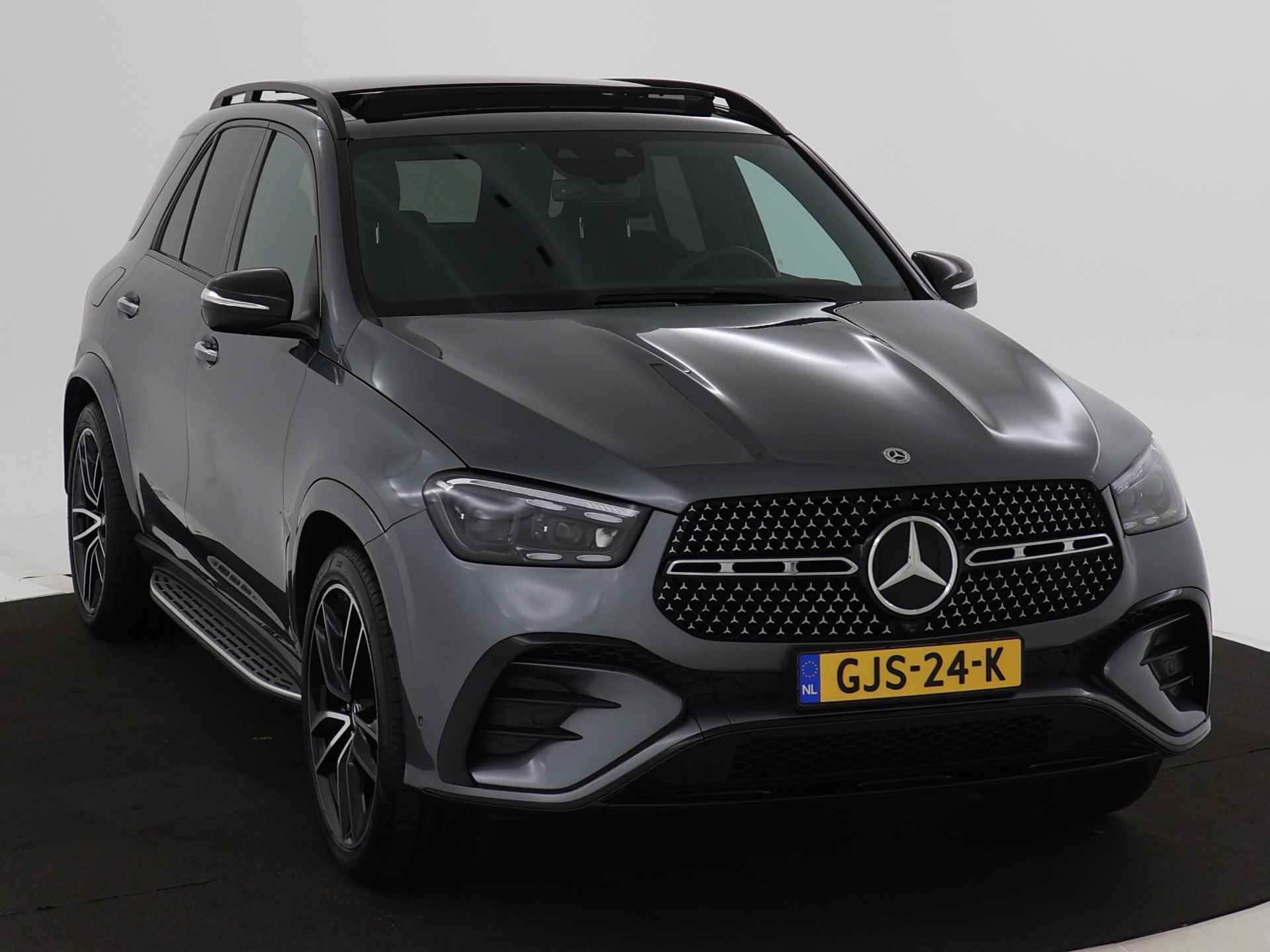 Mercedes-Benz GLE 400 e 4MATIC AMG Line Premium | Burmester | Trekhaak | Panorama schuif-kanteldak | Elektrische stoelverstelling | Inclusief 24 maanden MB Certified garantie voor Europa. - 29/45