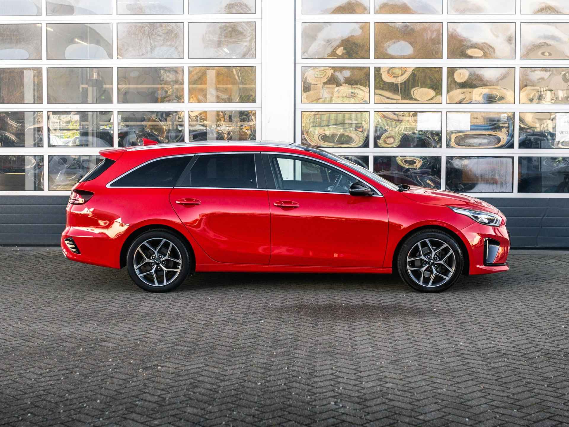 Kia Ceed Sportswagon 1.0 T-GDi GT-Line Stoelverwarming stuurwielverwarming l Schuifkantel dak l Camera l Bluetooth l Cruise l Airco - 4/29