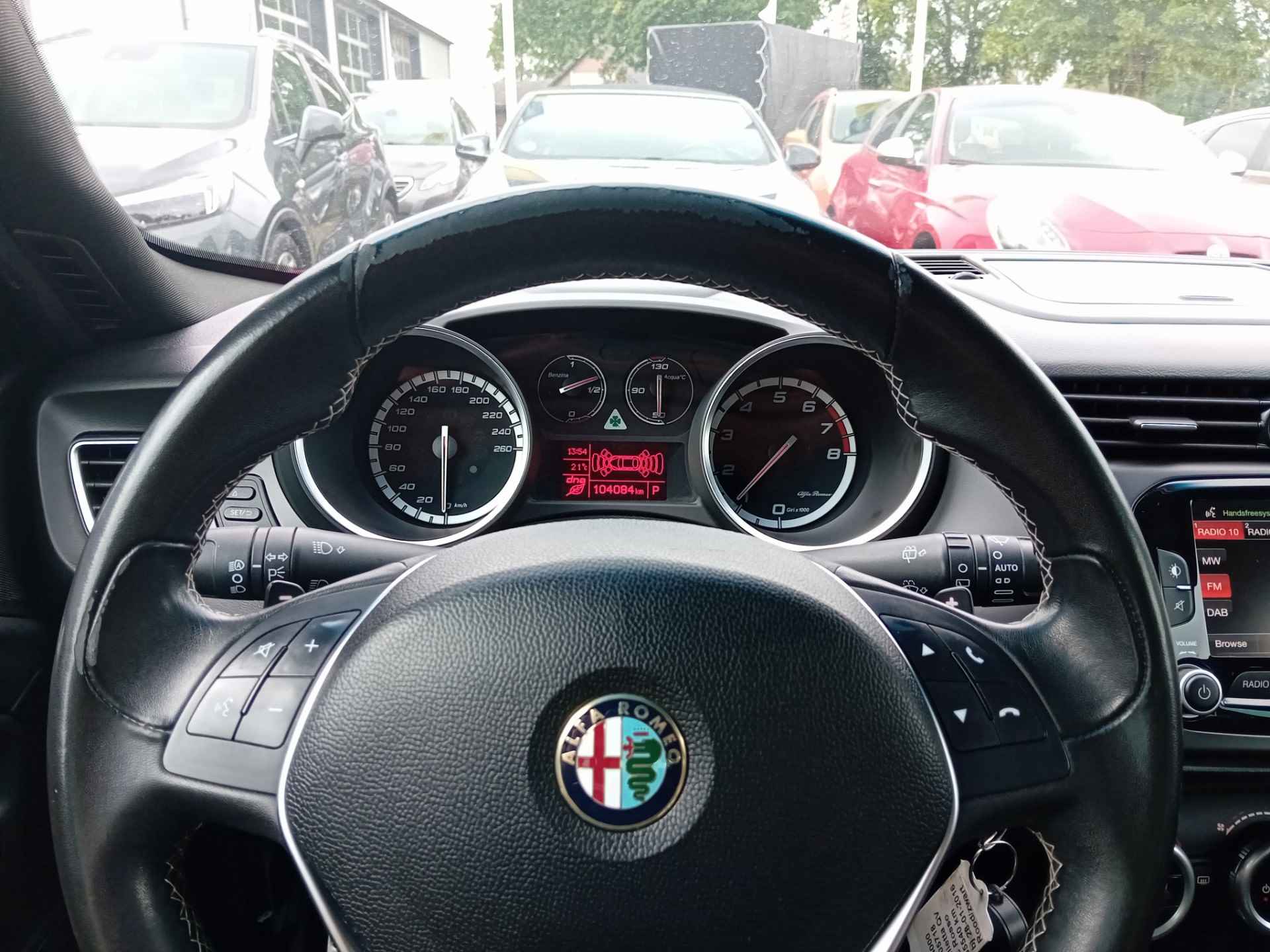 Alfa Romeo Giulietta 1.7 TBi Quadrifoglio Verde - TCT - ROSSO 8C - 10/14