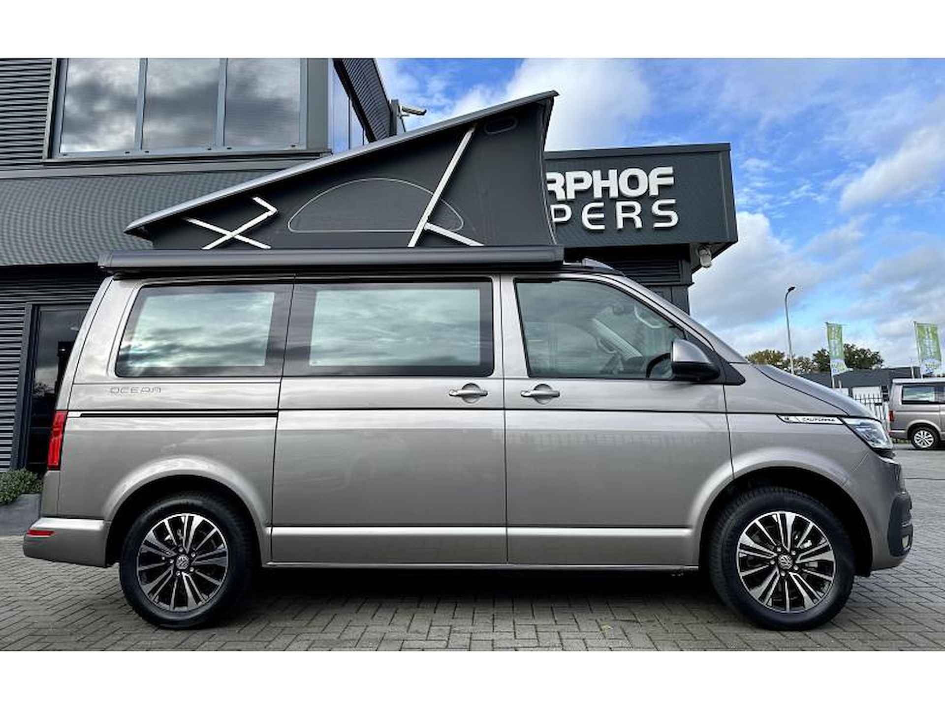 Volkswagen T6.1 California  6.1 OCEAN 150 DSG - 19/22