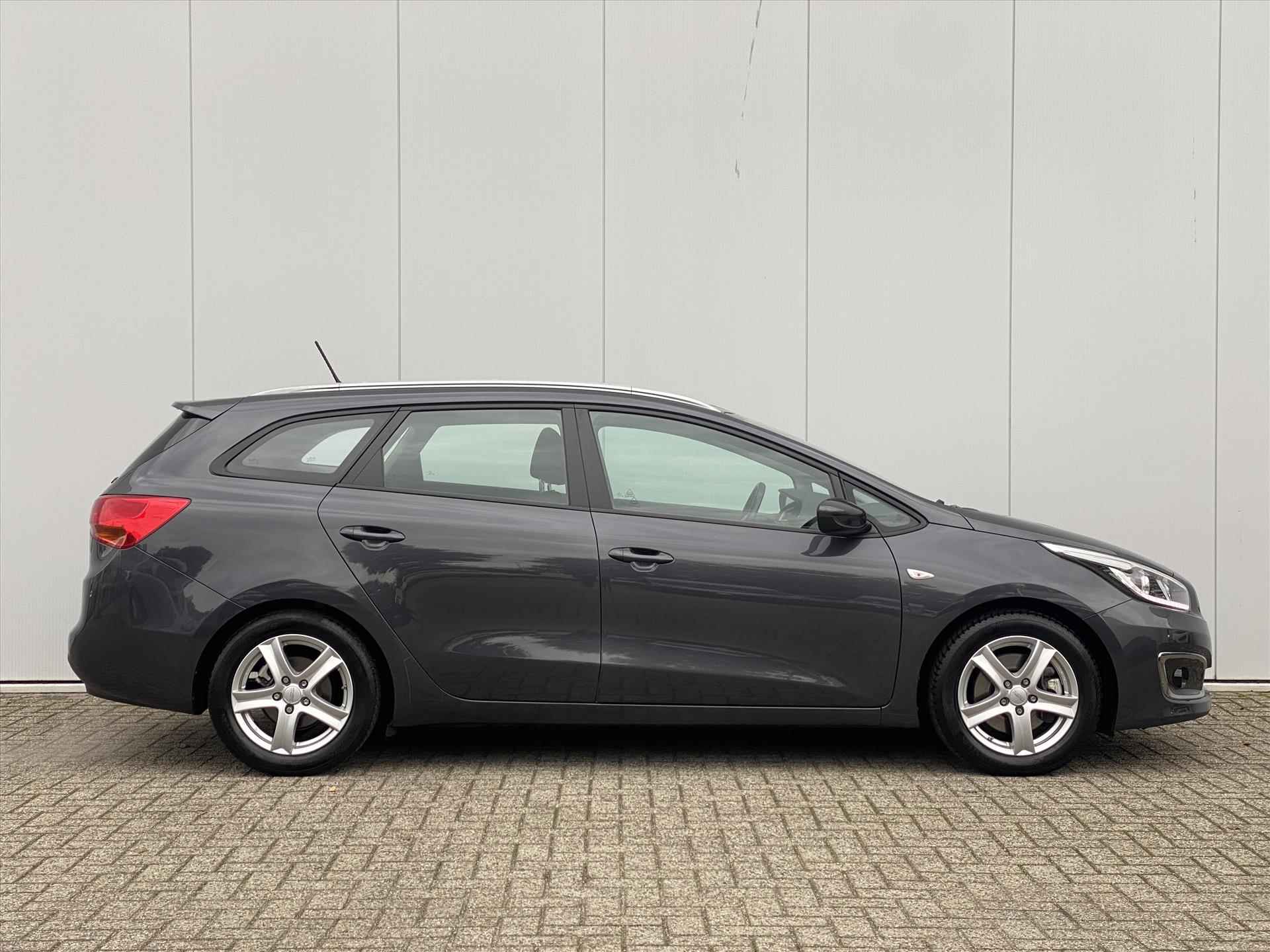 KIA Cee D 1.0 T-GDi 120PK First Edition | Trekhaak | Navigatie | Camera | Parkeersensoren | - 6/35