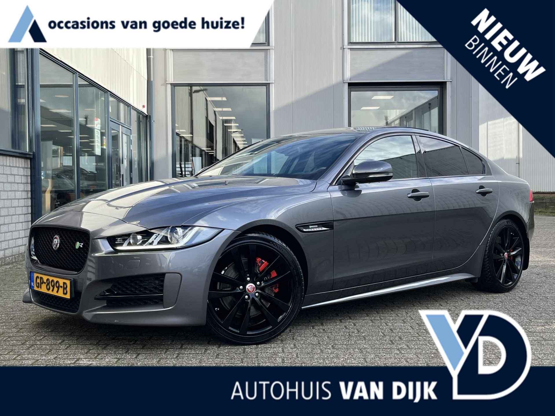 Jaguar XE 2.0 Portfolio | NL Auto/Voll.Historie/R-Sport Edition/Navi/Clima/Cruise/19"/Privacy Glass/Sportuitlaat/Apple CarPlay-Android Auto - 1/84