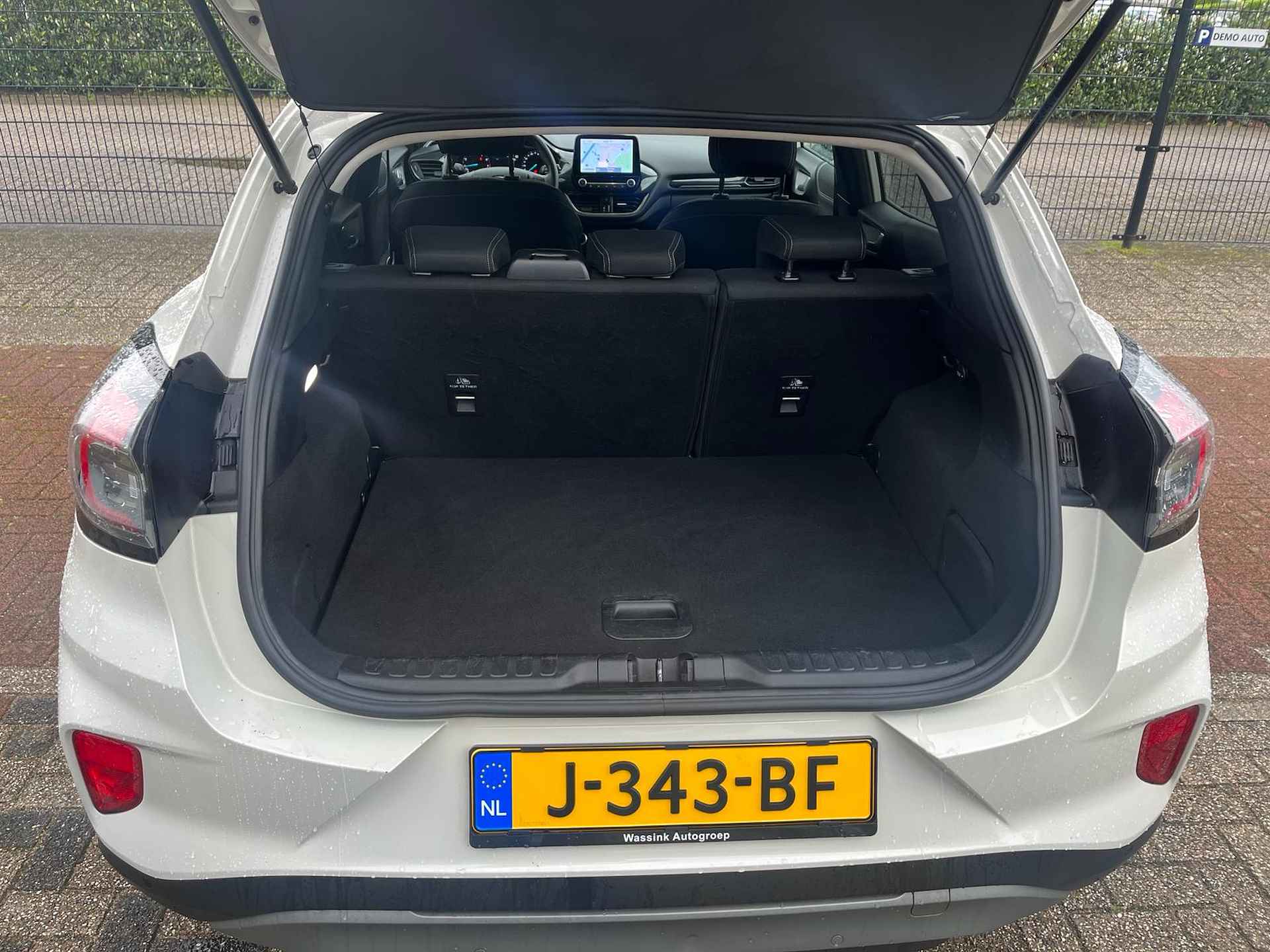 Ford Puma 1.0i Ecoboost Hybrid 125pk Titanium Navigatie | Stoel-Stuur en voorruit verwarming | Camera | Climate Control | - 24/33