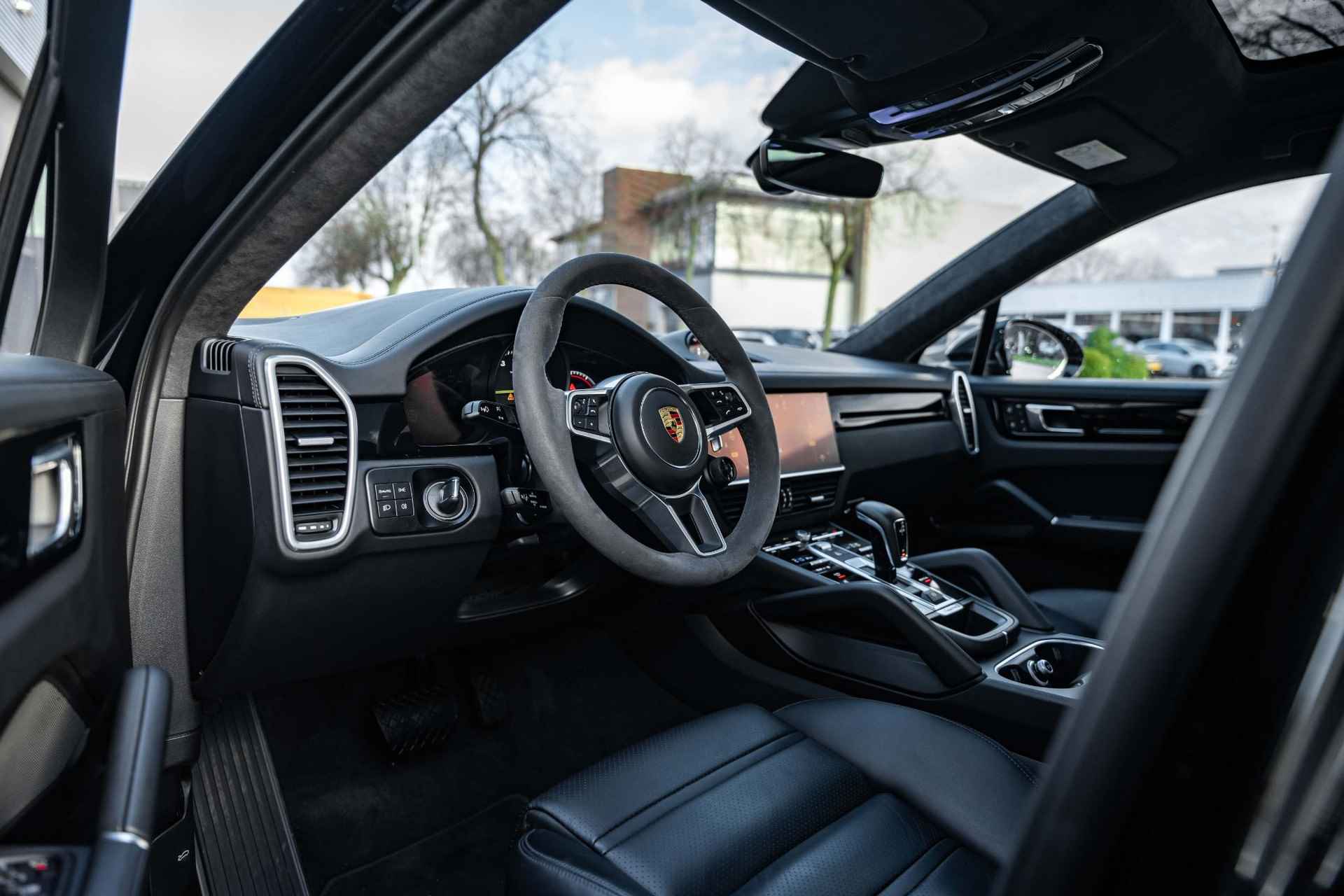 Porsche Cayenne Coupé 3.0 E-Hybrid |Pano |Luchtvering |Alcantara hemel/stuurwiel |Bose |HUD | BTW - 14/42