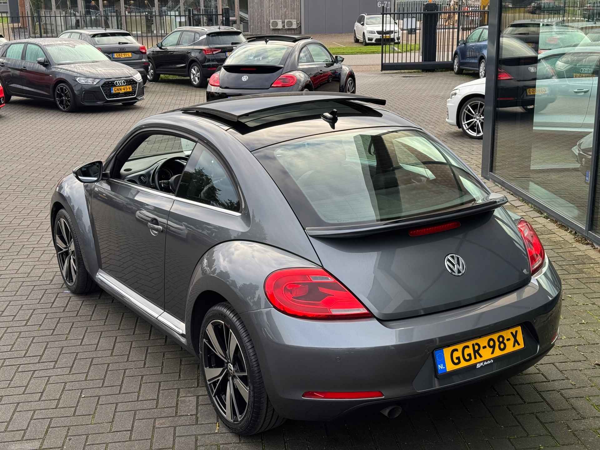 Volkswagen Beetle 1.2 TSI Design * Panoramadak * Xenon / Led * Leer * Cruise Control - 16/45