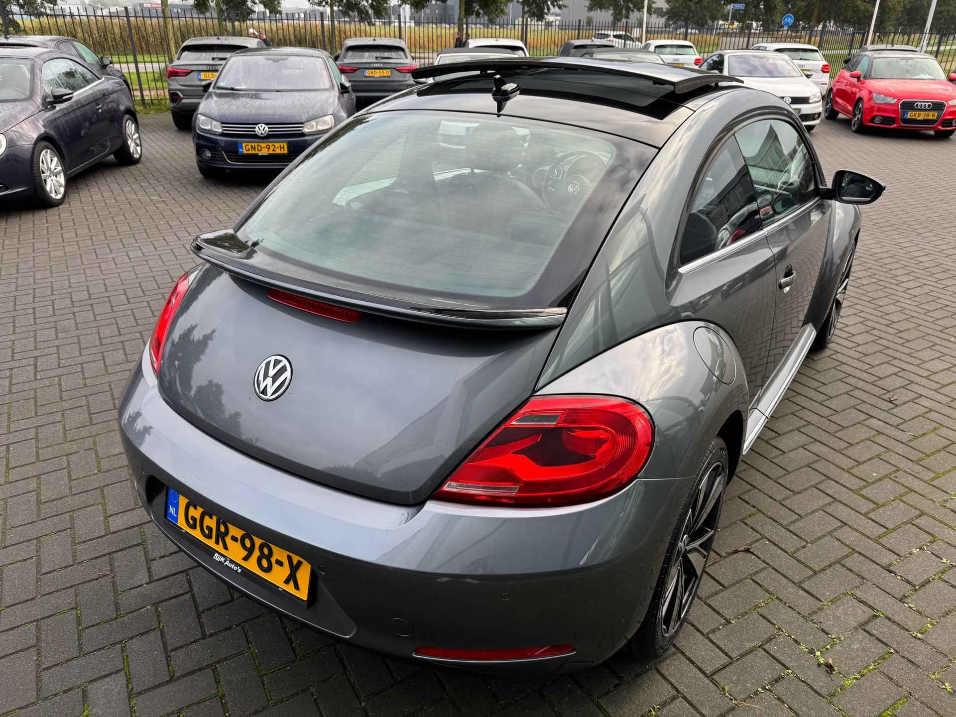 Volkswagen Beetle 1.2 TSI Design * Panoramadak * Xenon / Led * Leer * Cruise Control - 30/45