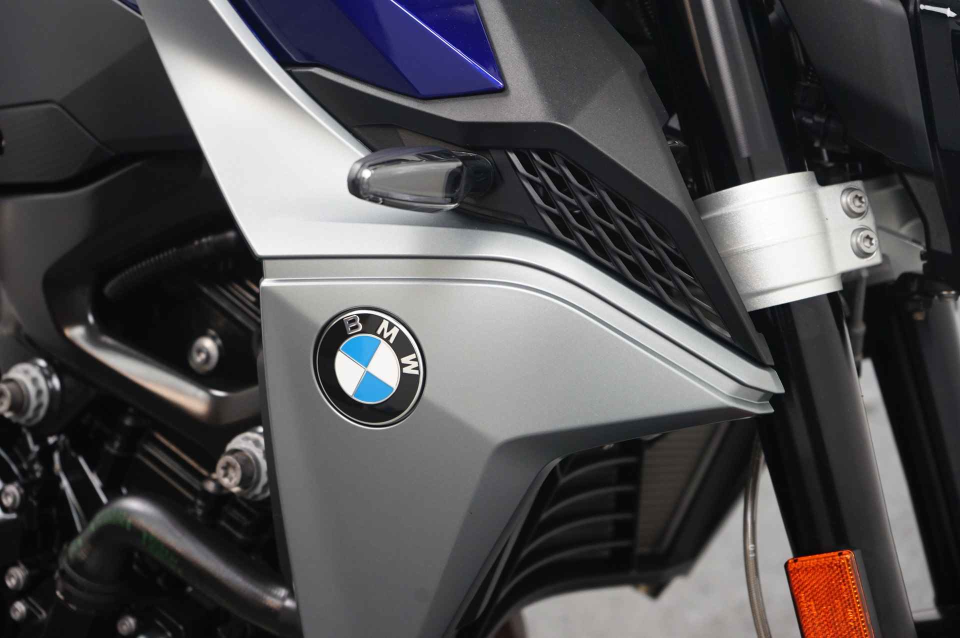 BMW F 900 R - 9/19