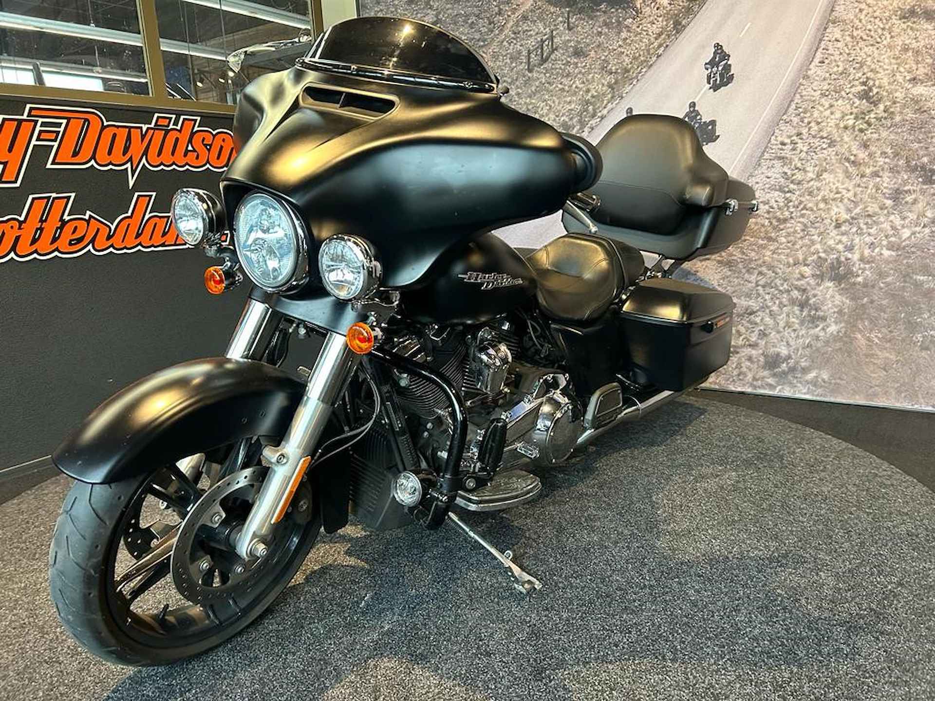 Harley-Davidson FLHXS STREET GLIDE SPECIAL - 7/16