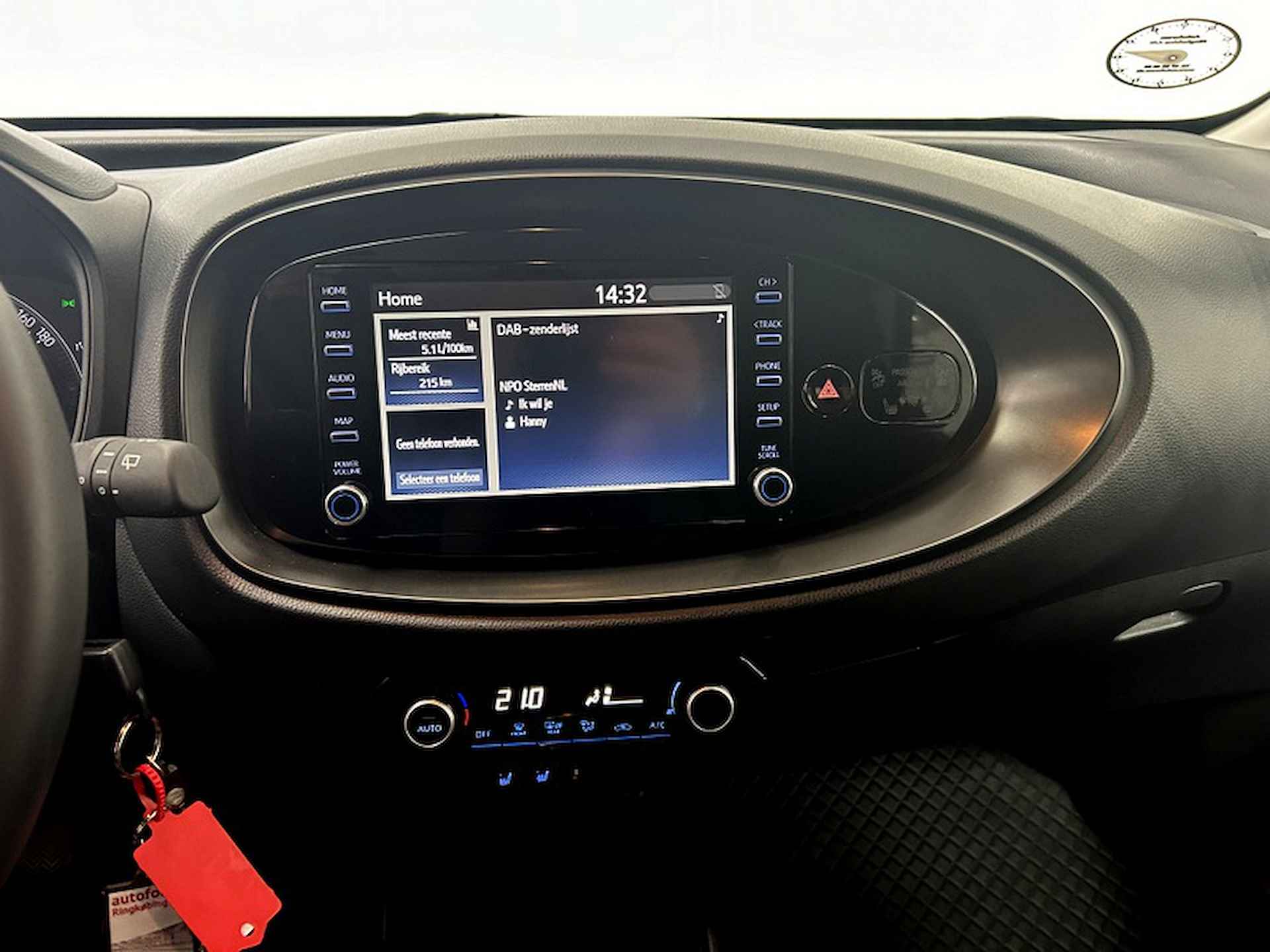 Toyota Aygo X 1.0 VVT-i MT ACTIVE 73PK, APPLE CARPLAY | CAMERA | CRUISE CONTROLE | CLIMATE CONTROLE | STOELVERWARMING - 21/41