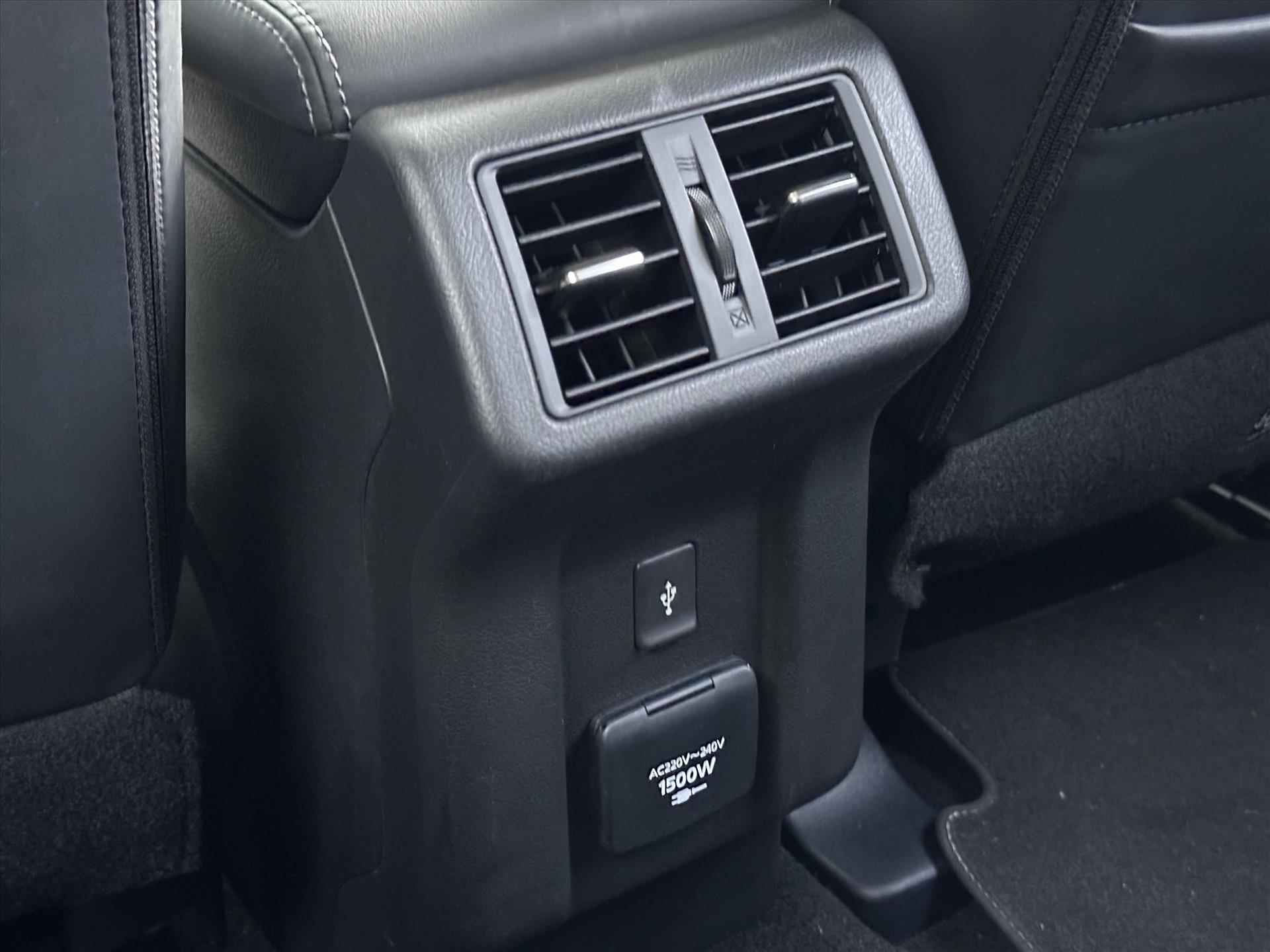 MITSUBISHI Outlander 2.4 DOHC MIVEC PHEV 240pk 4WD Aut Intense - 23/41