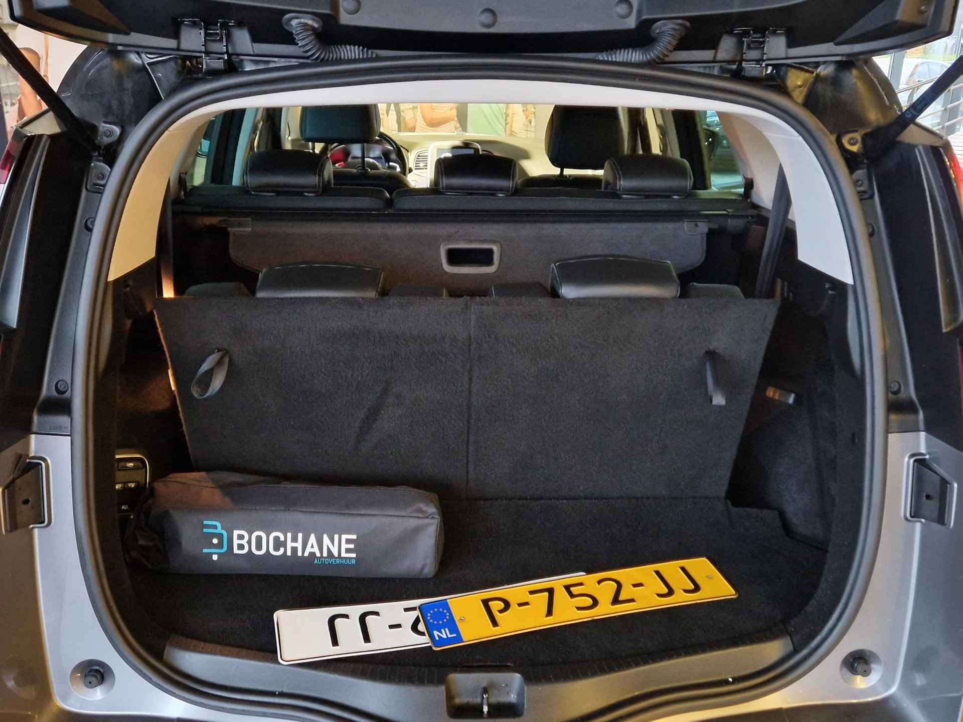 Renault Grand Scénic 1.3 TCe 140 EDC Intens 7p. AUTOMAAT | TREKHAAK | NAVIGATIE | ACHTERUITRIJCAMERA | PARKEERSENSOREN VOOR-EN ACHTER | 20" LICHTMETALEN VELGEN | 7-PERSOONS - 10/24