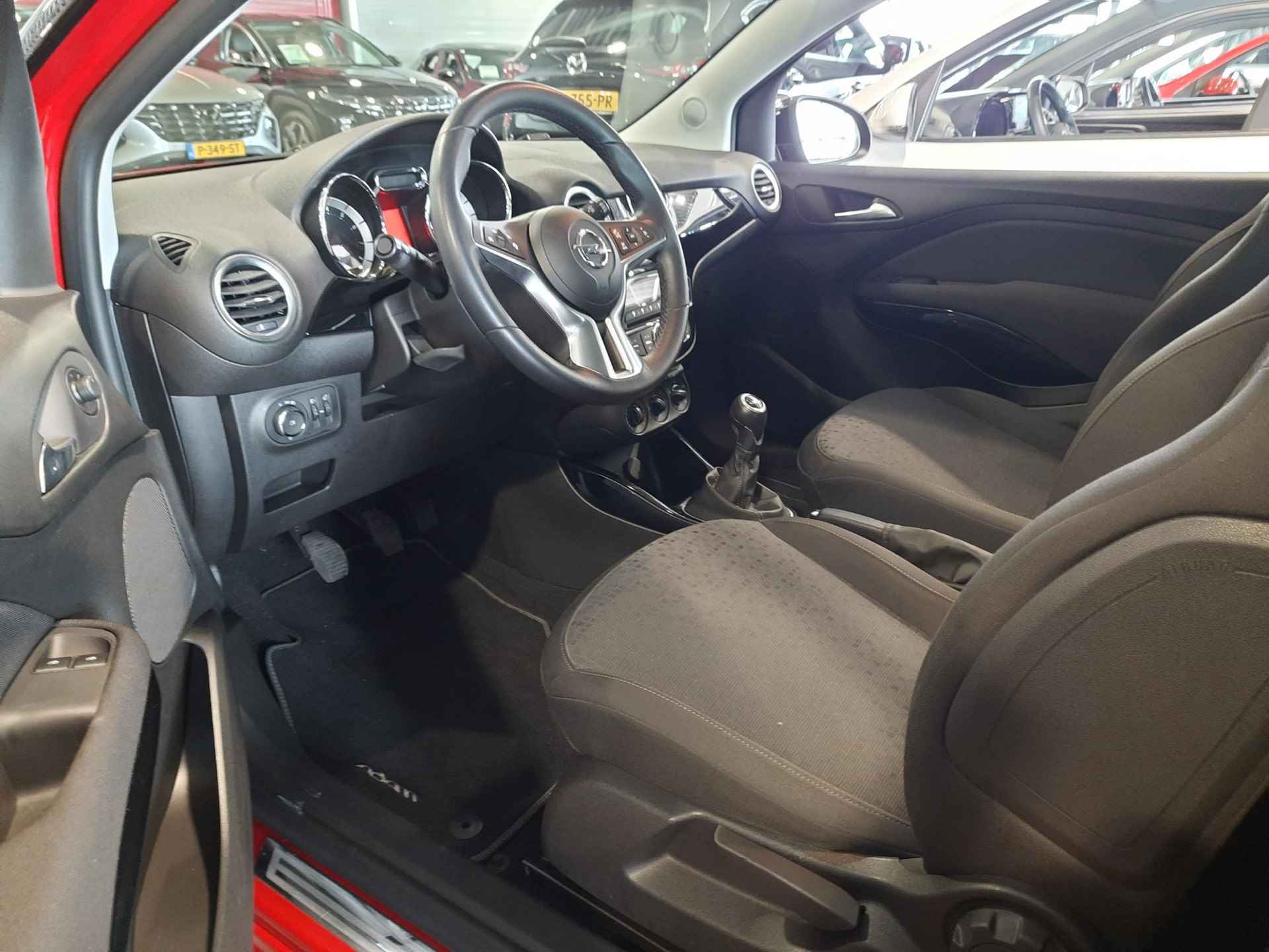 Opel ADAM 1.0 Turbo Unlimited | Rijklaarprijs! | Airconditioning | Cruise Control | LM velgen | Two Tone Black Red | Inclusief 12 mnd BOVAG-Garantie! | - 3/23