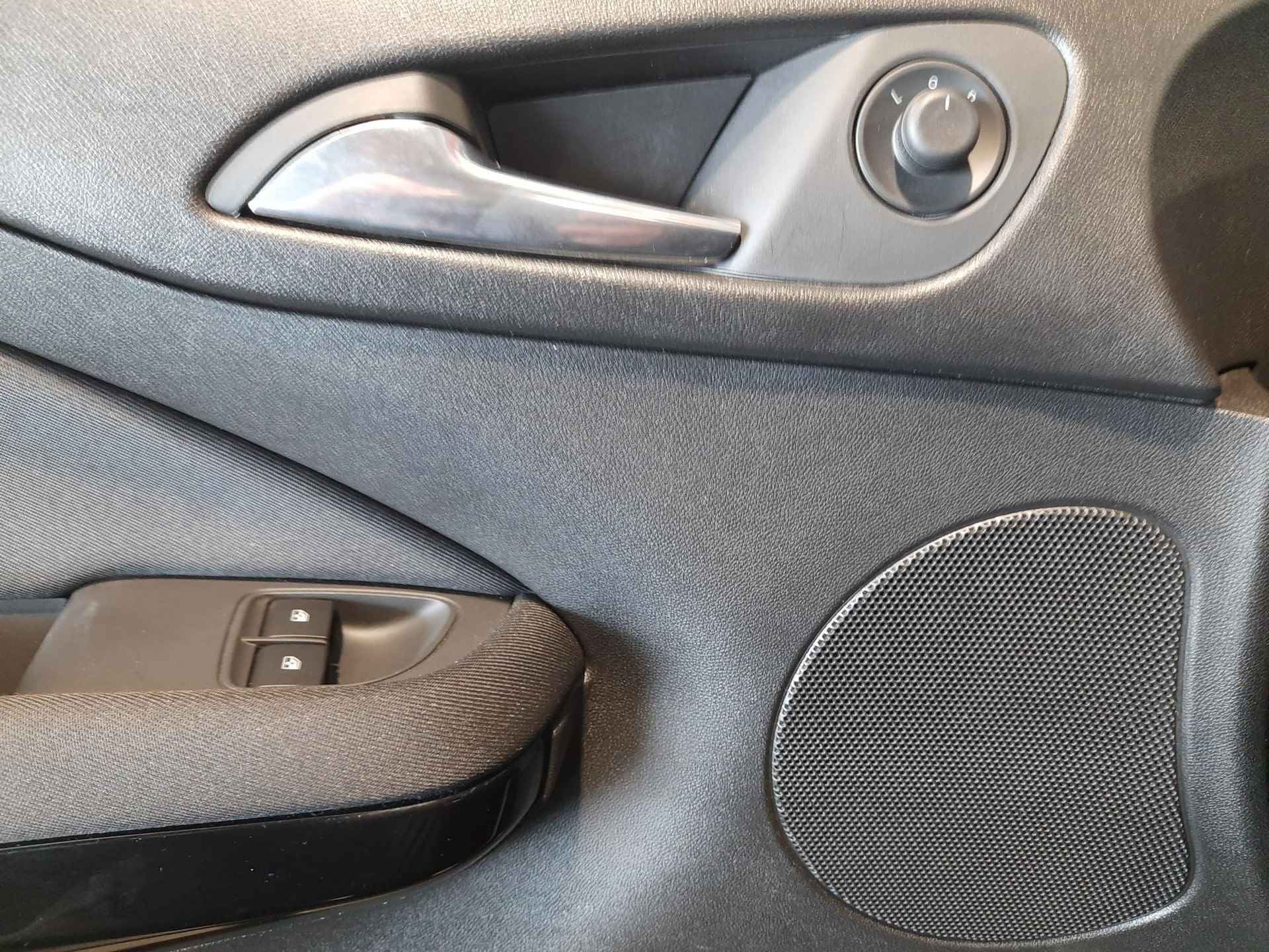 Opel ADAM 1.0 Turbo Unlimited | Rijklaarprijs! | Airconditioning | Cruise Control | LM velgen | Two Tone Black Red | Inclusief 12 mnd BOVAG-Garantie! | - 14/23