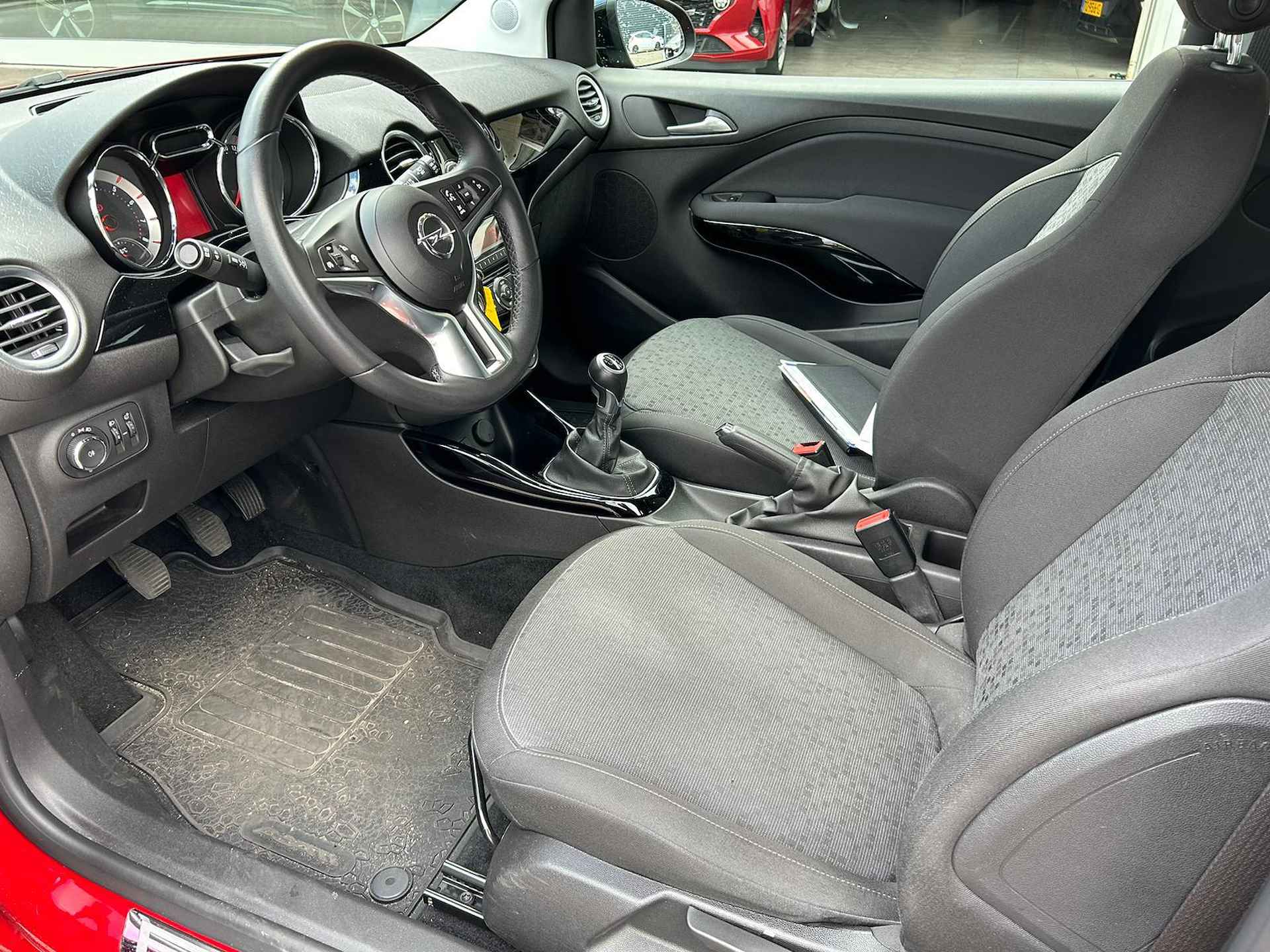 Opel ADAM 1.0 Turbo Unlimited | Rijklaarprijs! | Airconditioning | Cruise Control | LM velgen | Two Tone Black Red | Inclusief 12 mnd BOVAG-Garantie! | - 17/23