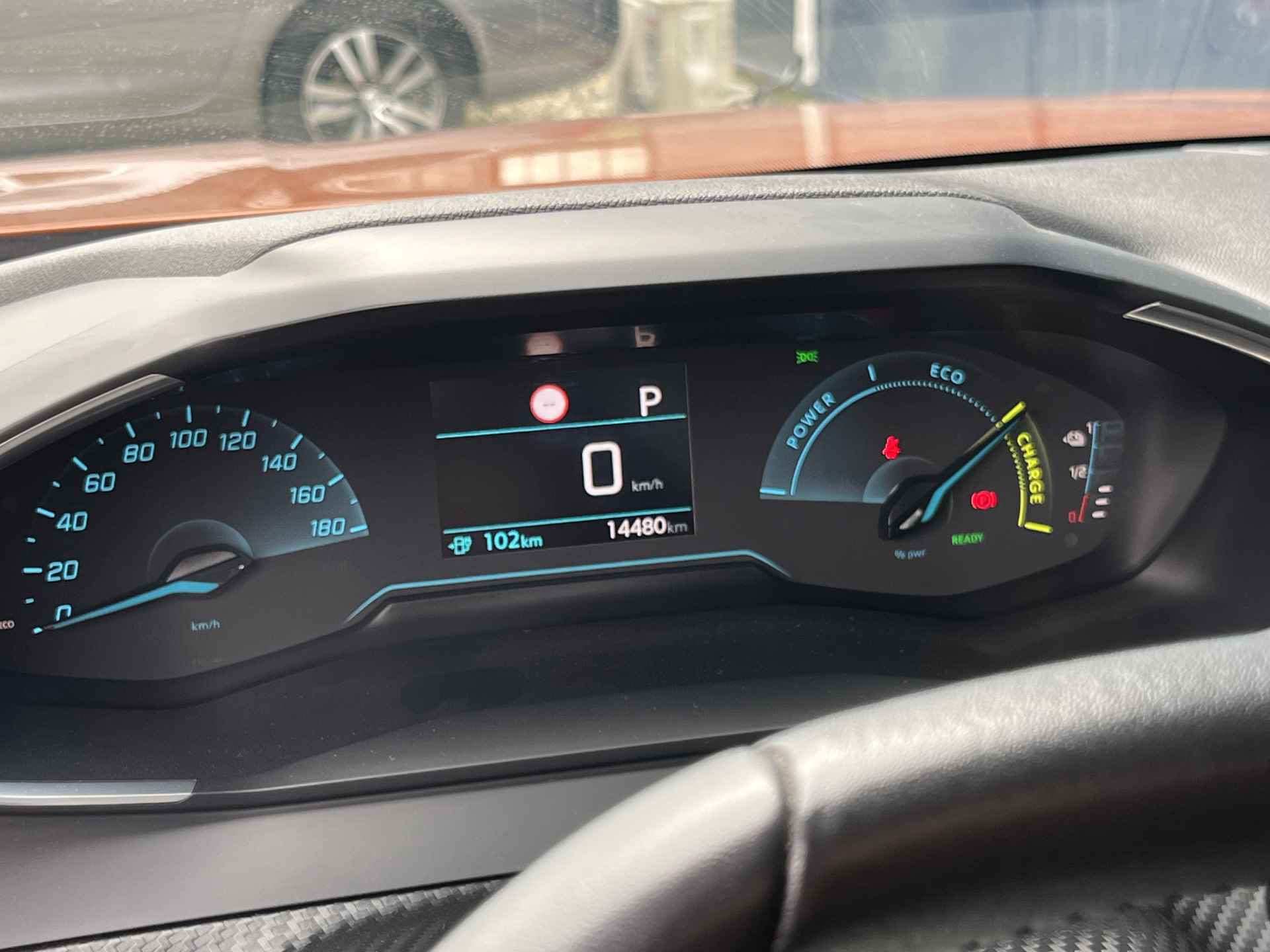 Peugeot e-2008 EV Active 50 kWh | Camera | Navigatie | Lage Kilometerstand - 22/40