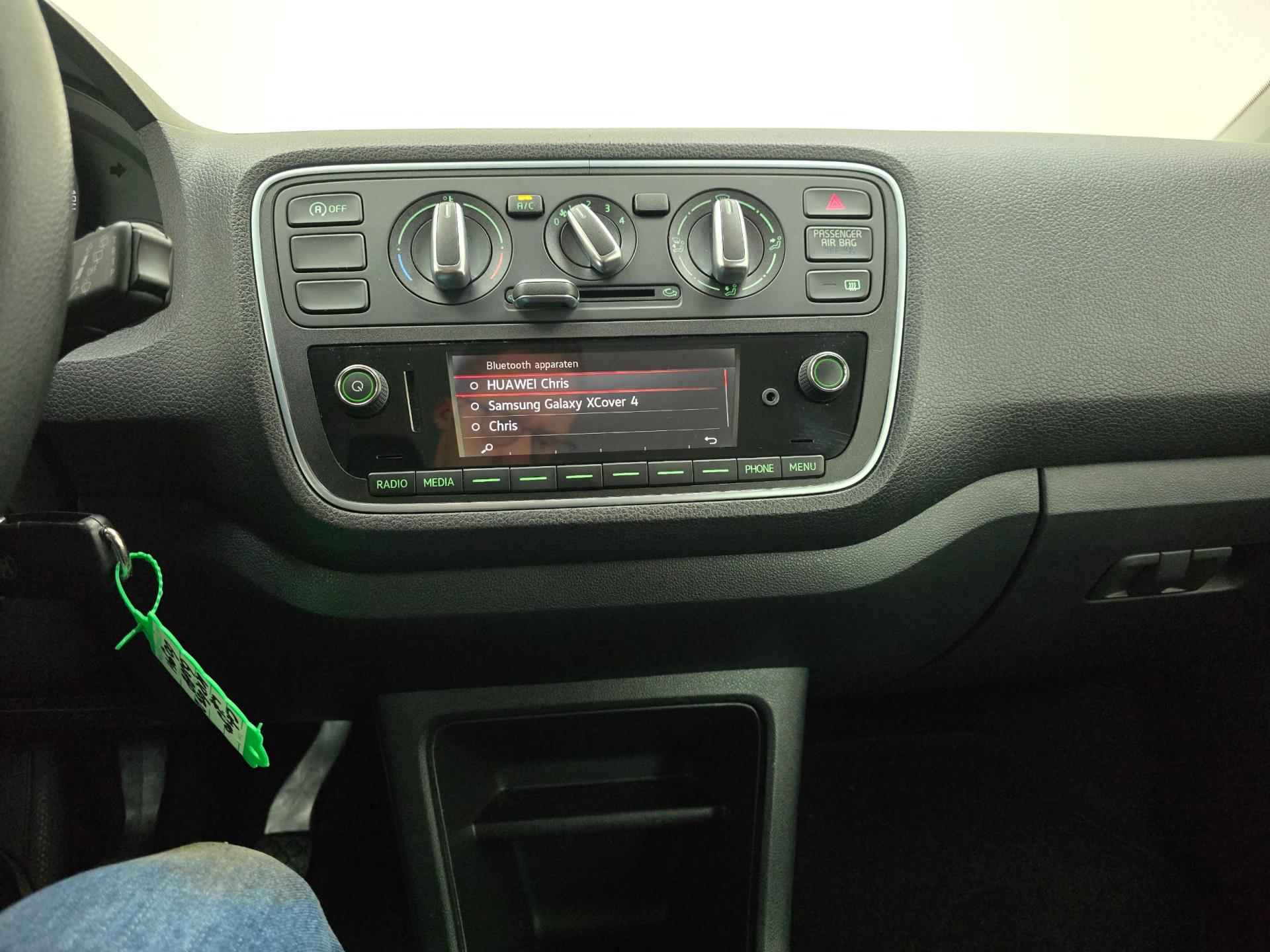 Skoda Citigo Occasion 1.0 zeer zuinig met cruisecontrol | Skoda Citigo tweedehands met bluetooth audio en aux in wit | Bovag | Usb - 24/37