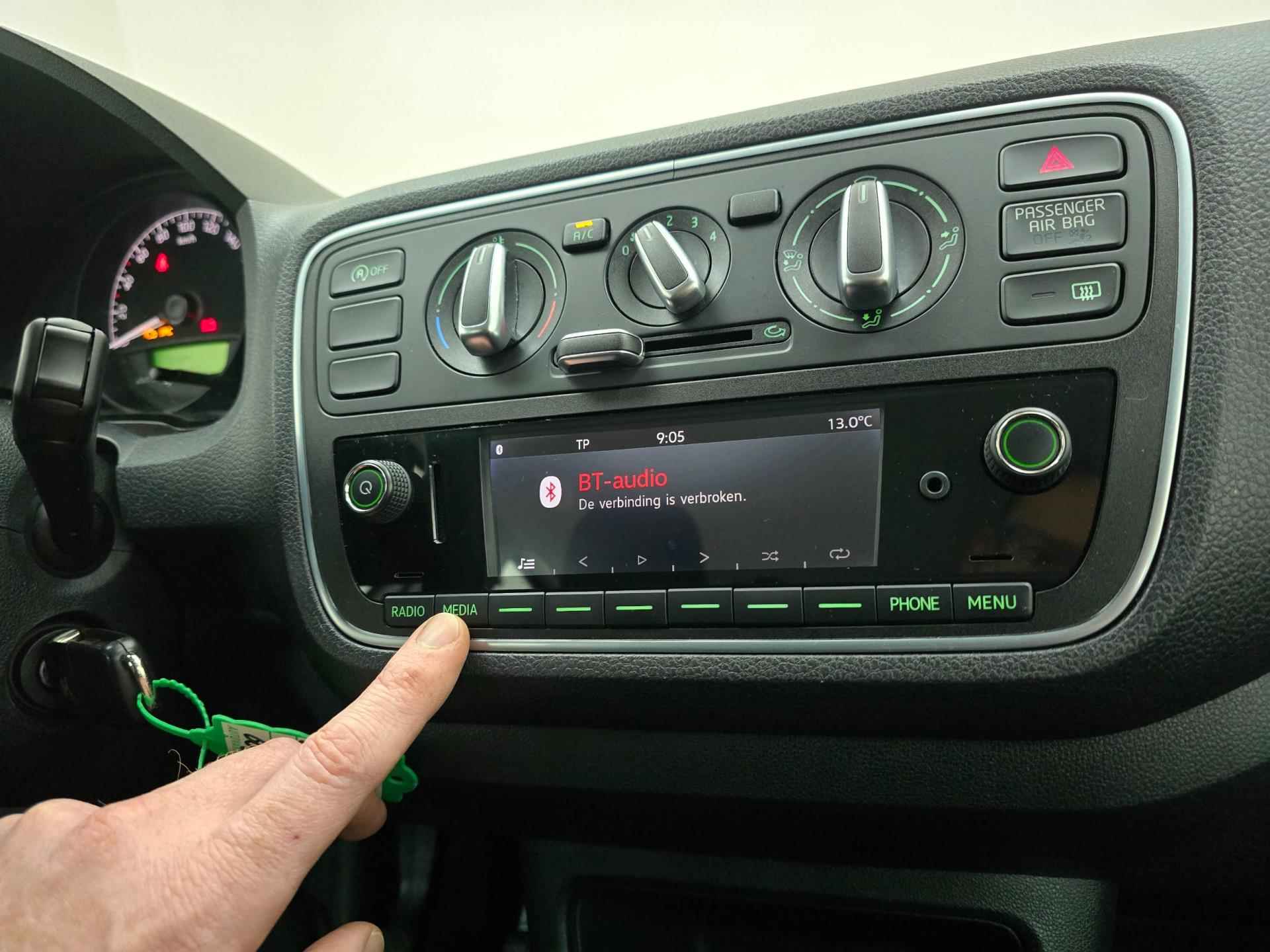 Skoda Citigo Occasion 1.0 zeer zuinig met cruisecontrol | Skoda Citigo tweedehands met bluetooth audio en aux in wit | Bovag | Usb - 27/37