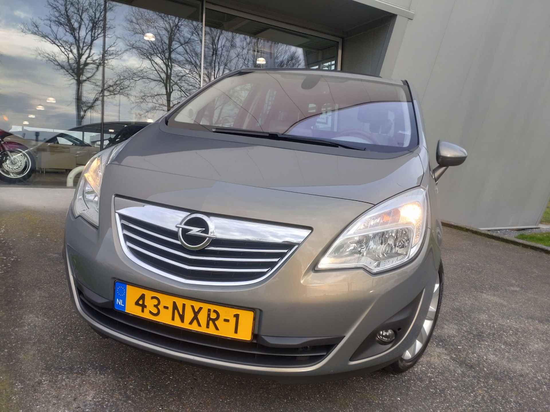 Opel Meriva 1.4i Turbo Cosmo - 2/32