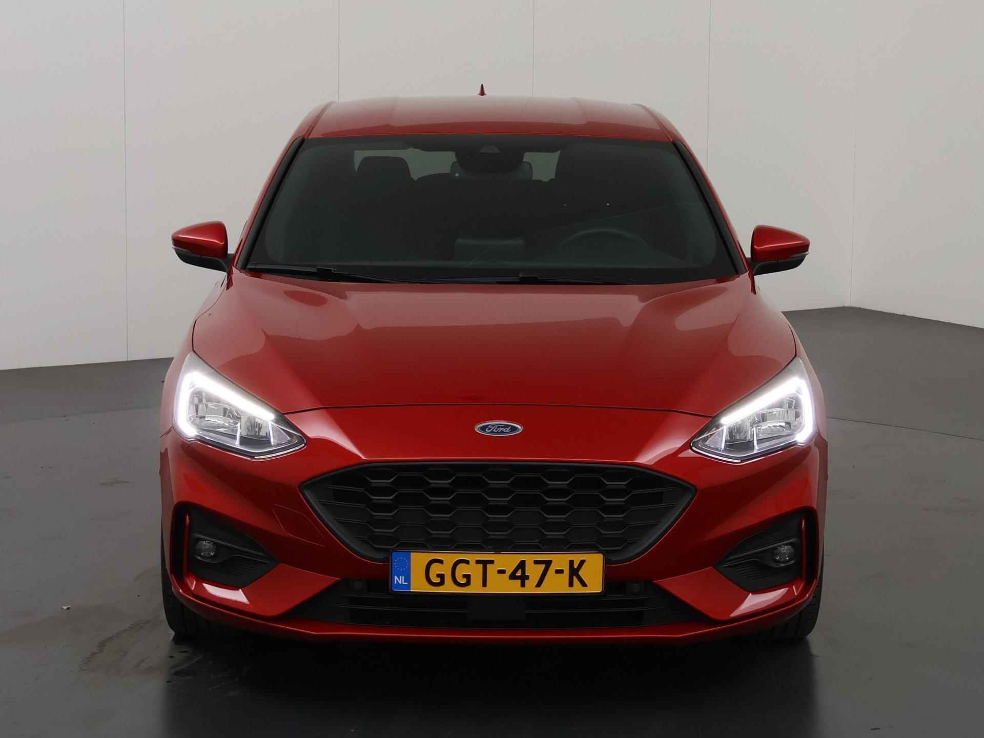 Ford Focus 1.0 EcoBoost ST Line Business | Adaptive Cruise Control | AGR-Bestuurdersstoel | Winterpack | Dodehoekassistent | - 4/42