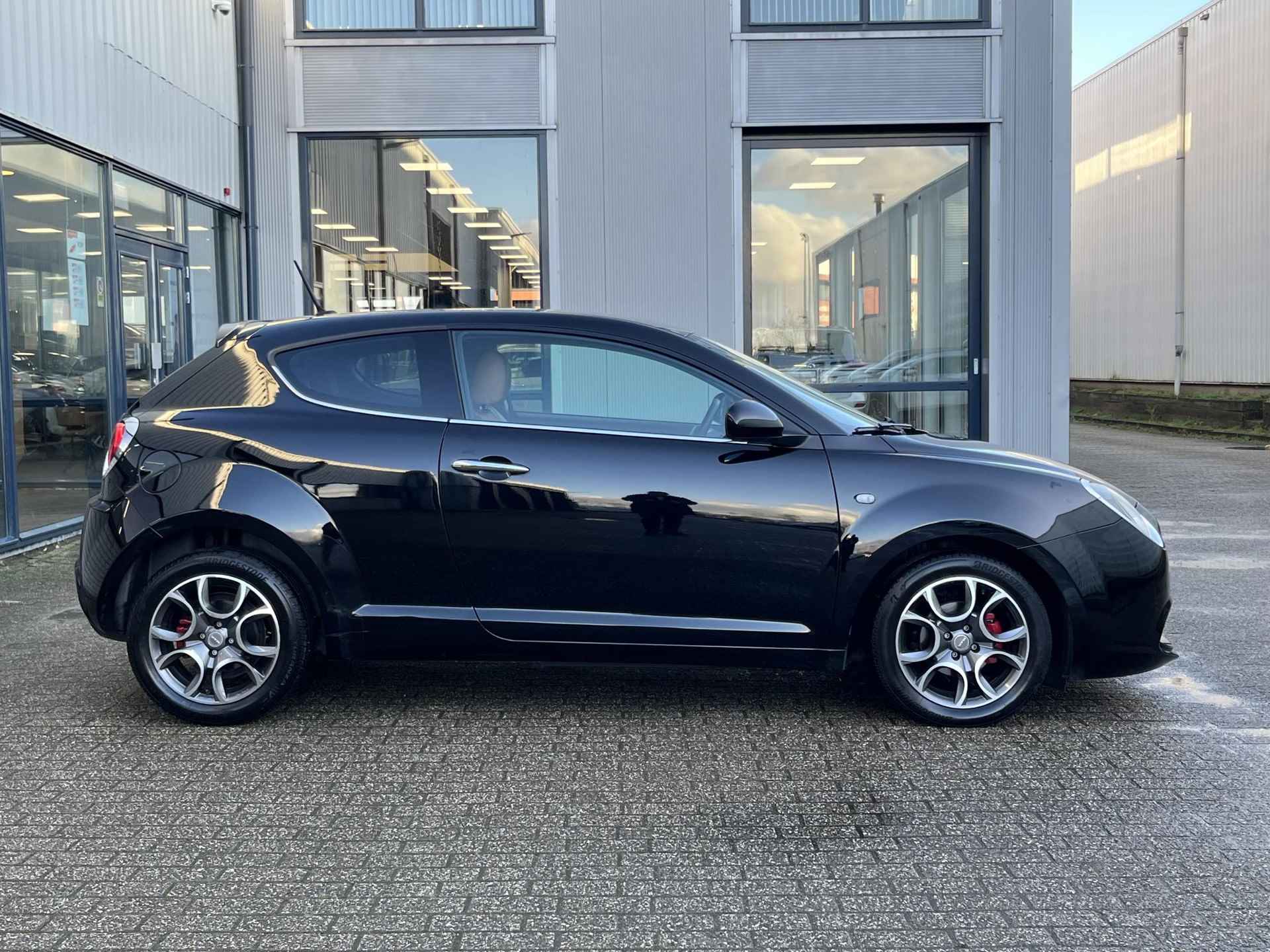 Alfa Romeo MiTo 0.9 TwinAir Distinctive !! NIEUWJAARSDEAL !! - 3/82