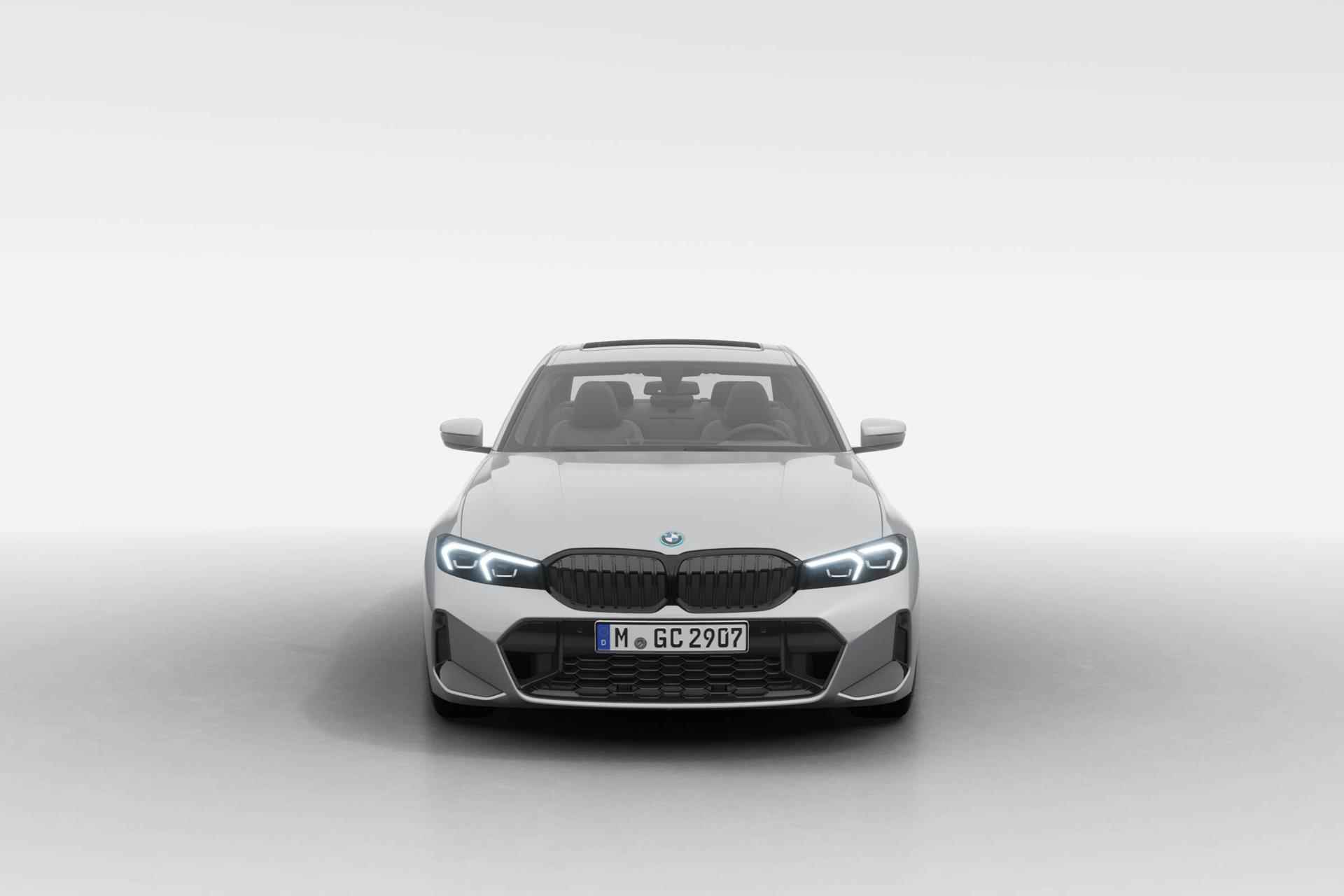 BMW 3 Serie Sedan 320e | Model M Sport | Travel Pack | Trekhaak - 3/19