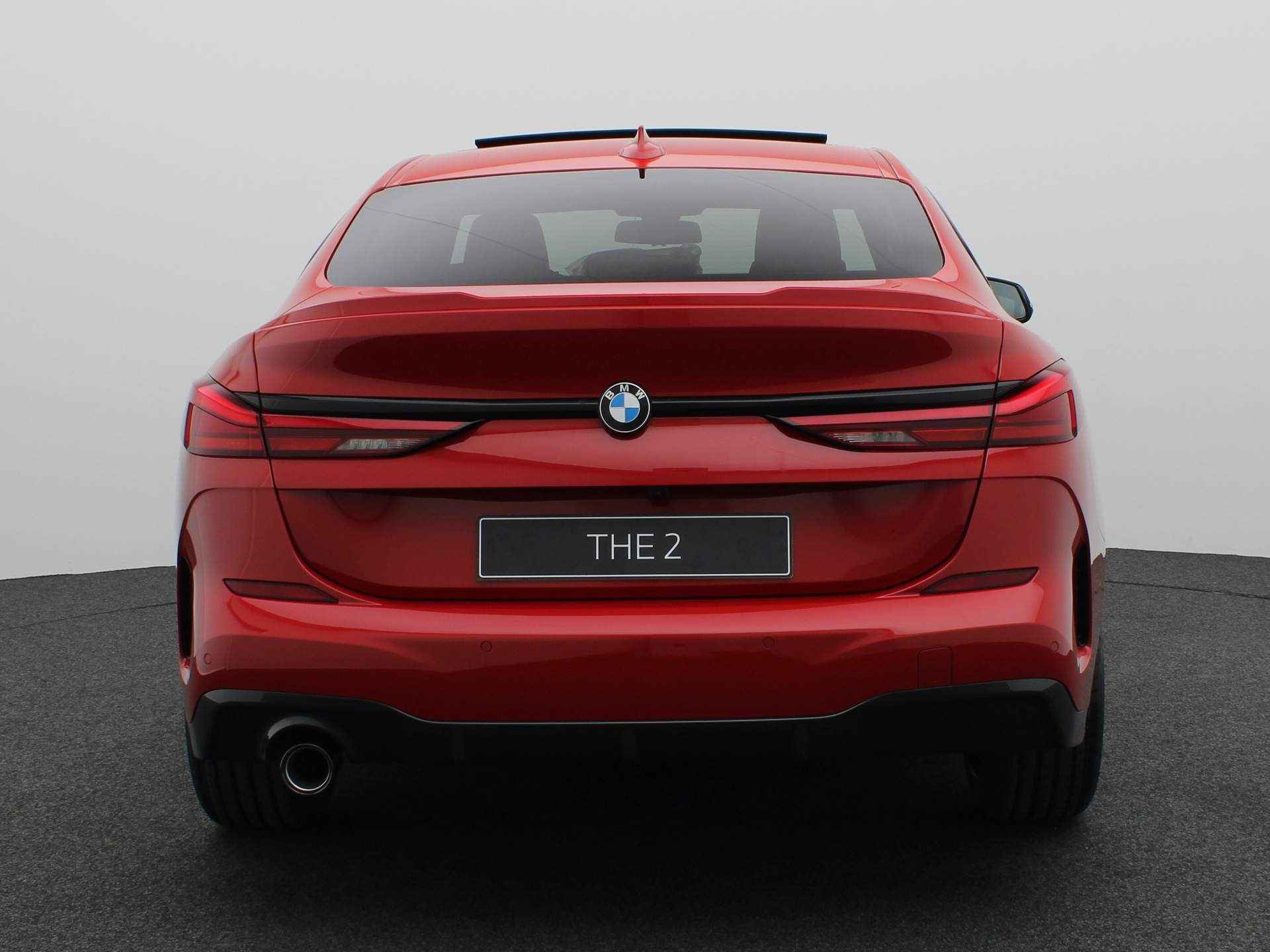 BMW 2 Serie Gran Coupé 218i High Executive M Sportpakket / Panoramadak / Adaptieve LED / Achteruitrijcamera / 18'' - 5/32