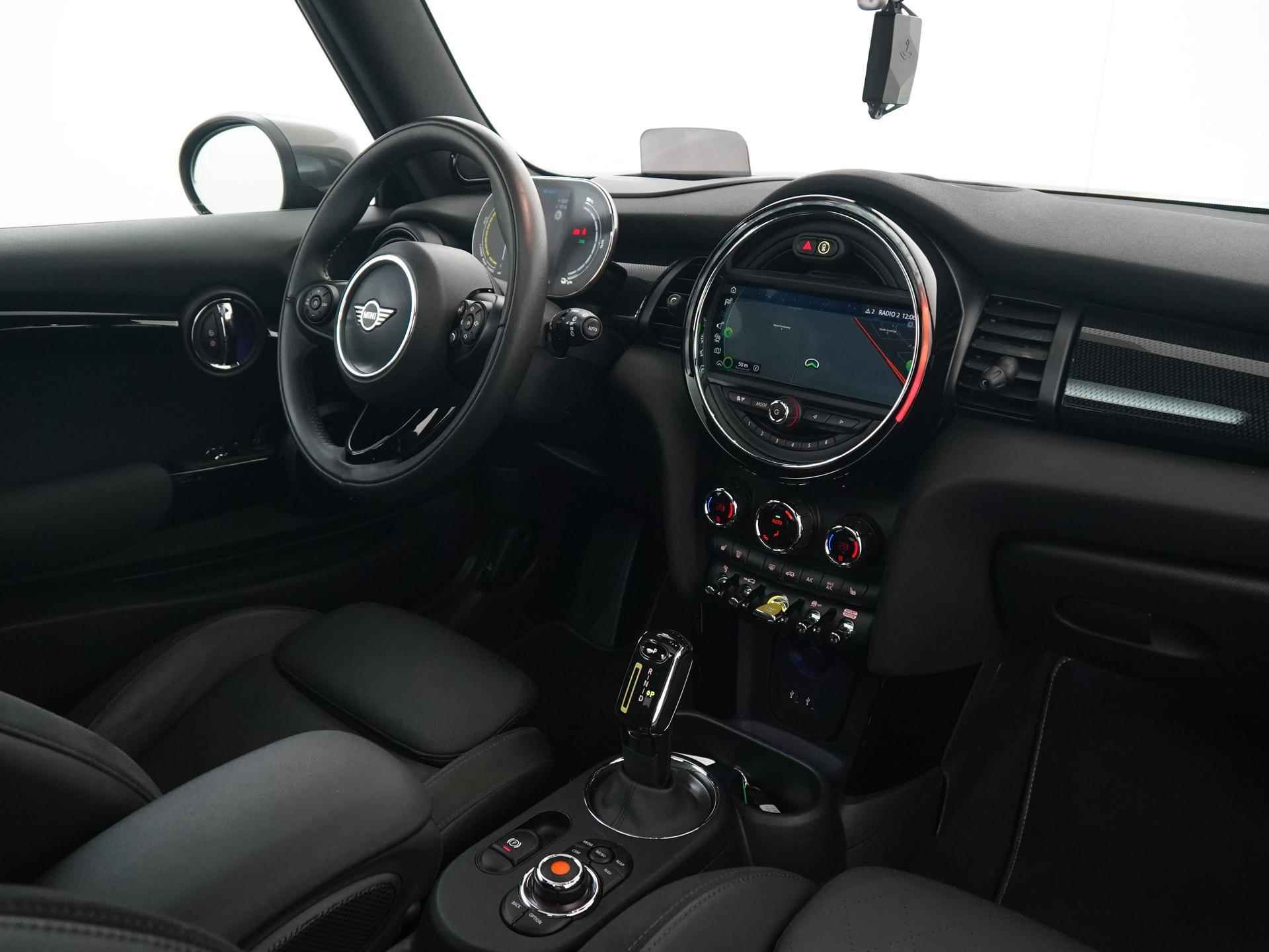 Mini Mini Electric Yours 33kWh | Schuifdak | Professional Navigatie | Harman/Kardon | Zondag Open! - 2/43