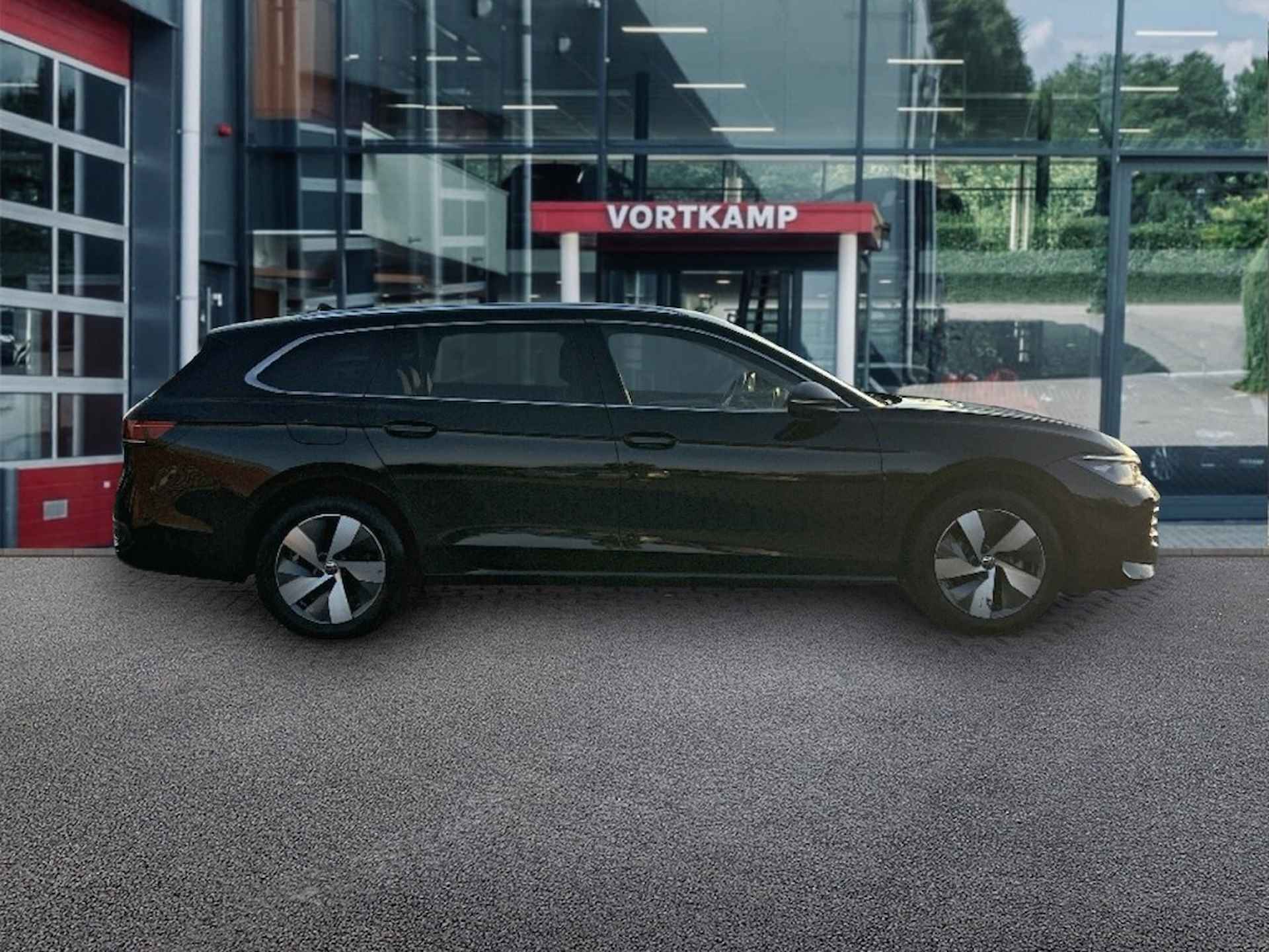 VOLKSWAGEN Passat Variant 1.5 eTSI DSG BUSINESS TREKHAAK/CAMERA/NAVI/CARPLAY/ACC/STOELVERW - 4/25