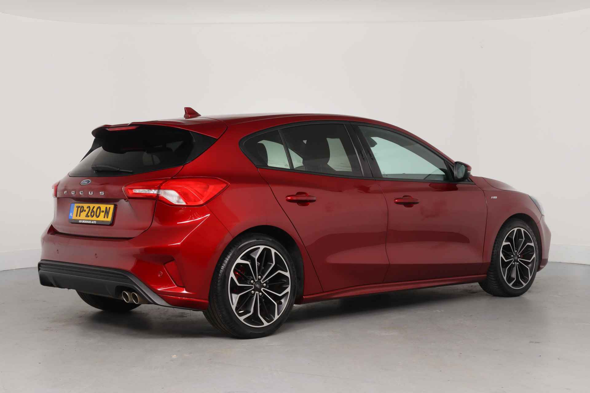 Ford Focus 1.0 EcoBoost ST Line Business | Led | Keyless | Stoel-/stuurverwarming | 18 inch | Climate Control | Navigatie | Parkeersensoren - 5/41