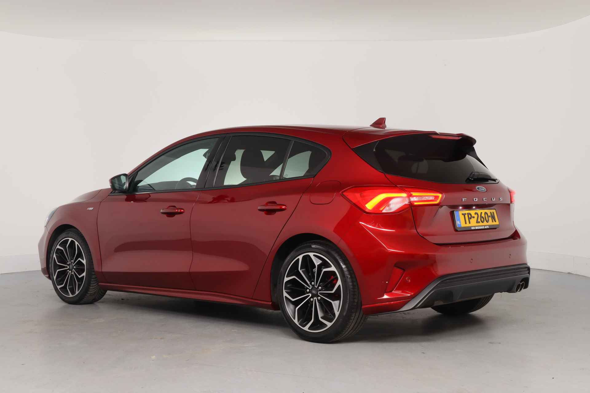 Ford Focus 1.0 EcoBoost ST Line Business | Led | Keyless | Stoel-/stuurverwarming | 18 inch | Climate Control | Navigatie | Parkeersensoren - 26/41