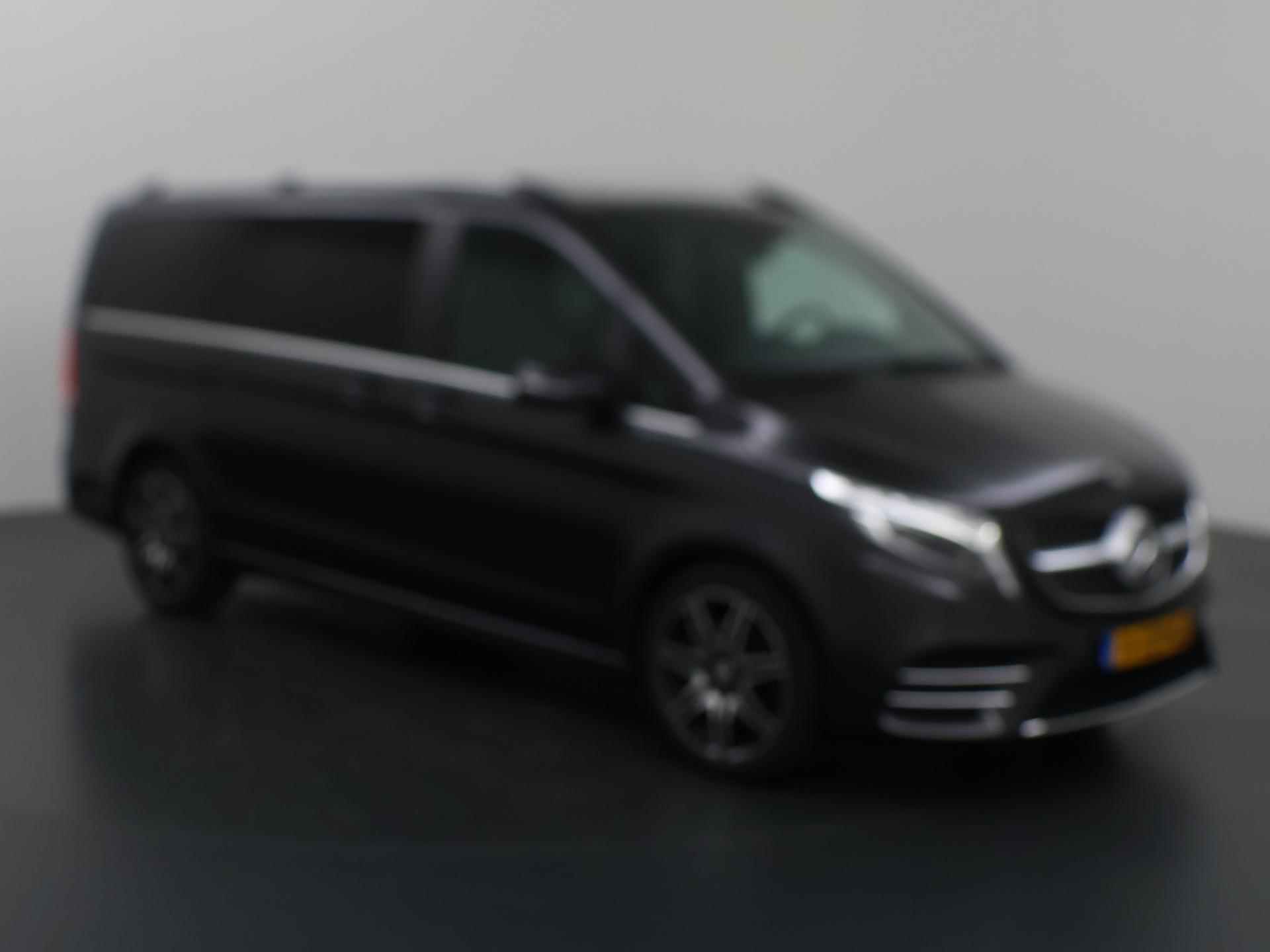 Mercedes-Benz V-klasse 300d | L2 Lang | Avantgarde | 7-persoons | MARGE | Navigatie | Parkeercamera | Climate Control | Lederen bekleding | 7-zits | Certified | - 24/46