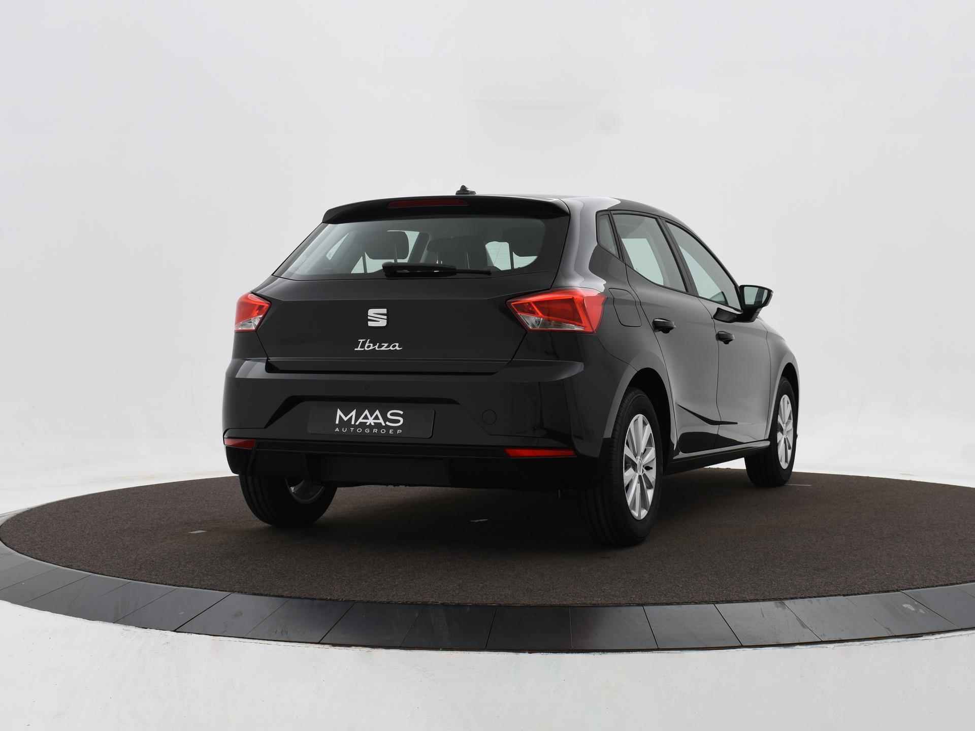 SEAT Ibiza Style Plus 1.0 70 kW / 95 pk TSI 5 Deurs | Midnight black | 2000,- inruilvoordeel! - 6/22