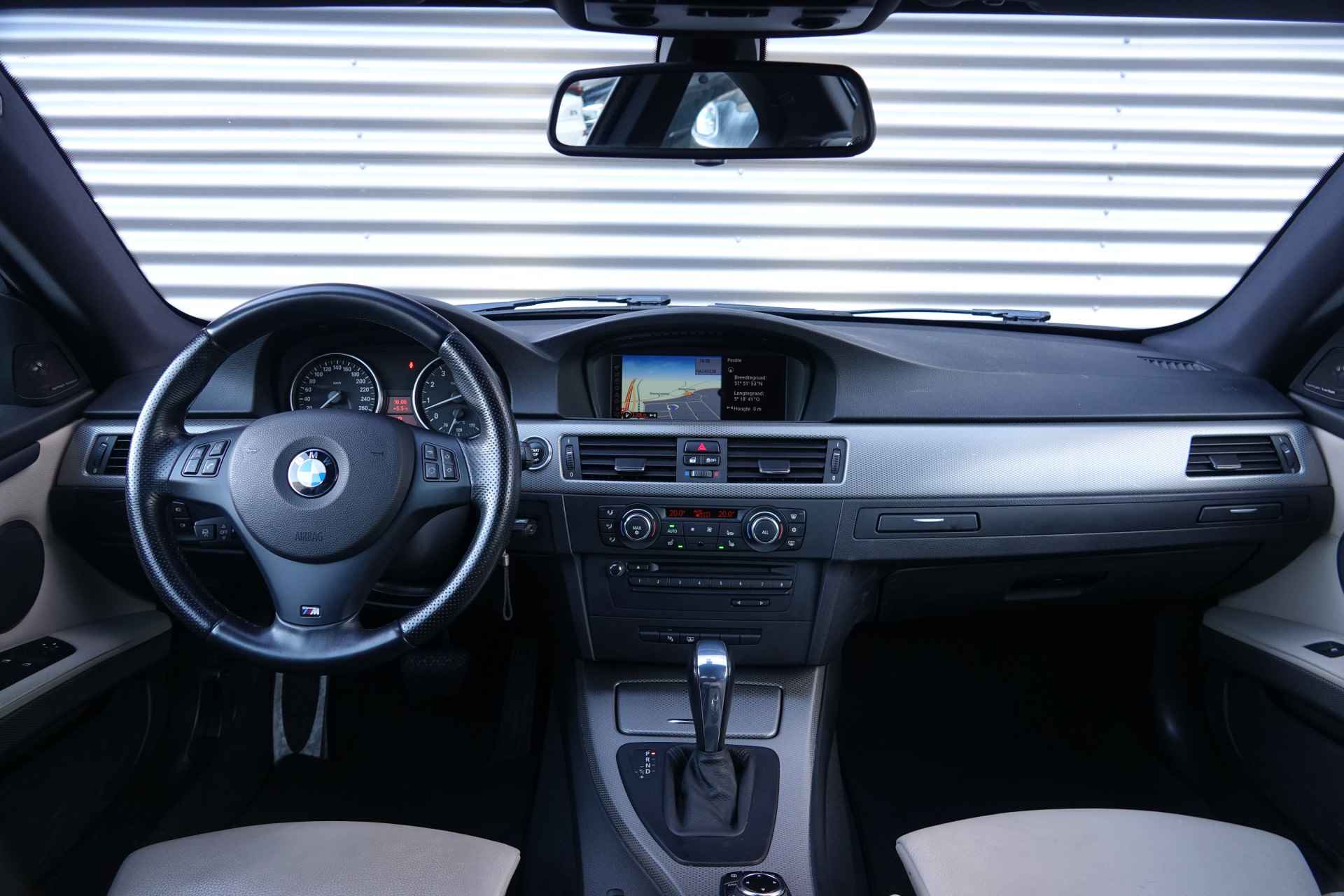 BMW 3-SERIE coupe 325i Business Line Sport | Navi | H&K | Memory | ACC | M sport-onderstel | Leder | - 12/24