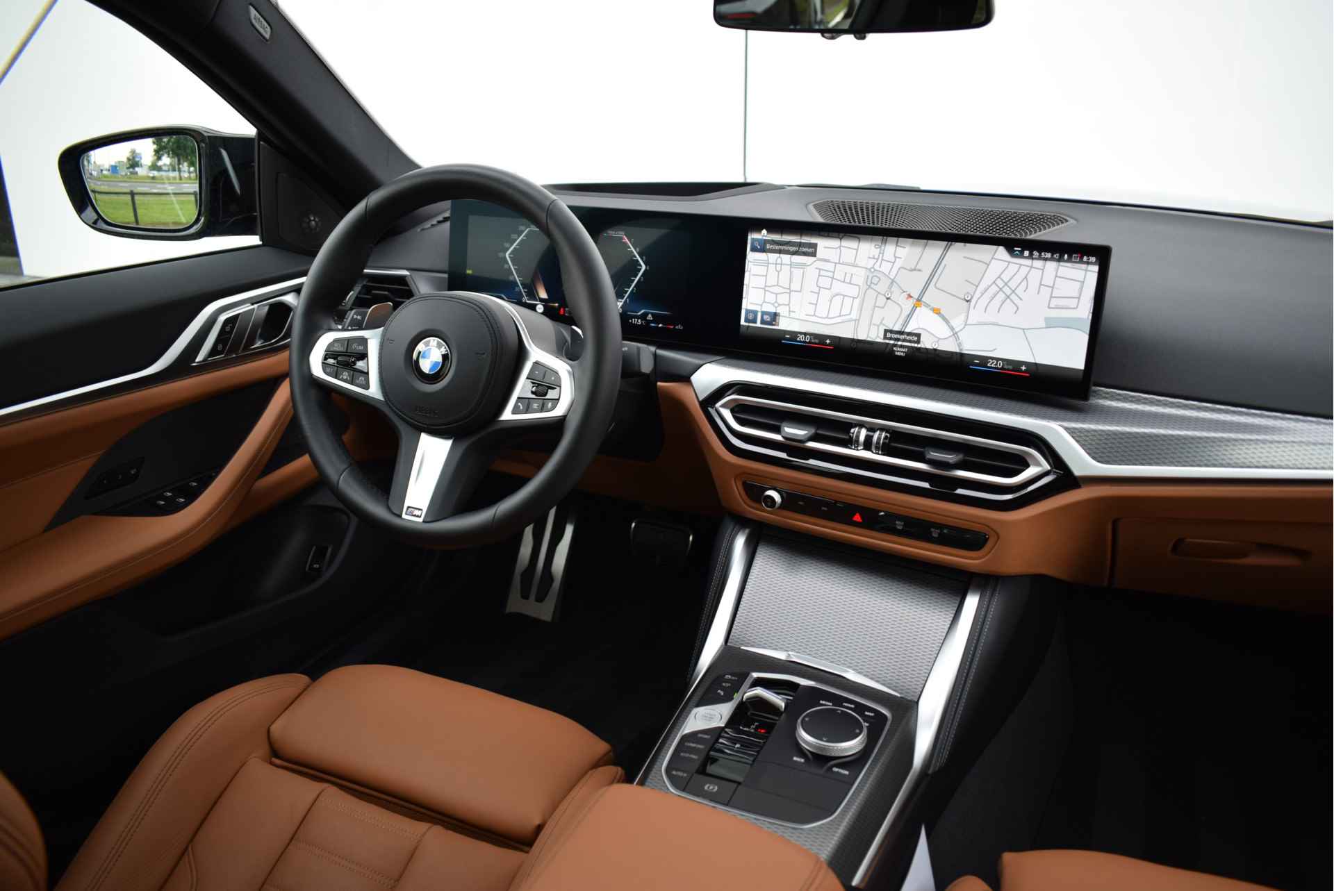 BMW 4 Serie Gran Coupé M440i xDrive High Executive M Sport Automaat / Schuif-kanteldak / M Sportstoelen / Trekhaak / Parking Assistant Plus / Driving Assistant Professional / Comfort Access - 16/35