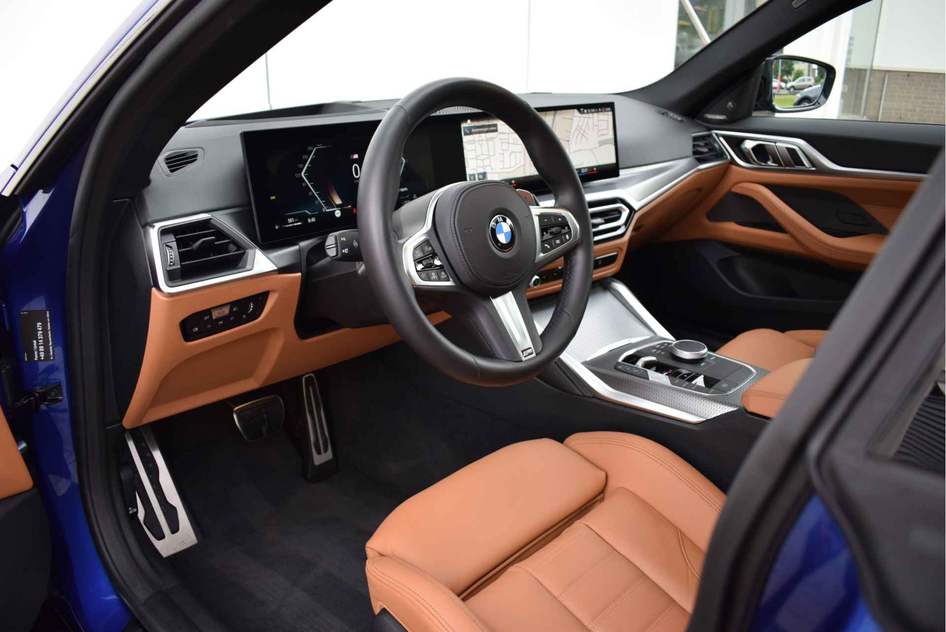 BMW 4 Serie Gran Coupé M440i xDrive High Executive M Sport Automaat / Schuif-kanteldak / M Sportstoelen / Trekhaak / Parking Assistant Plus / Driving Assistant Professional / Comfort Access - 17/35