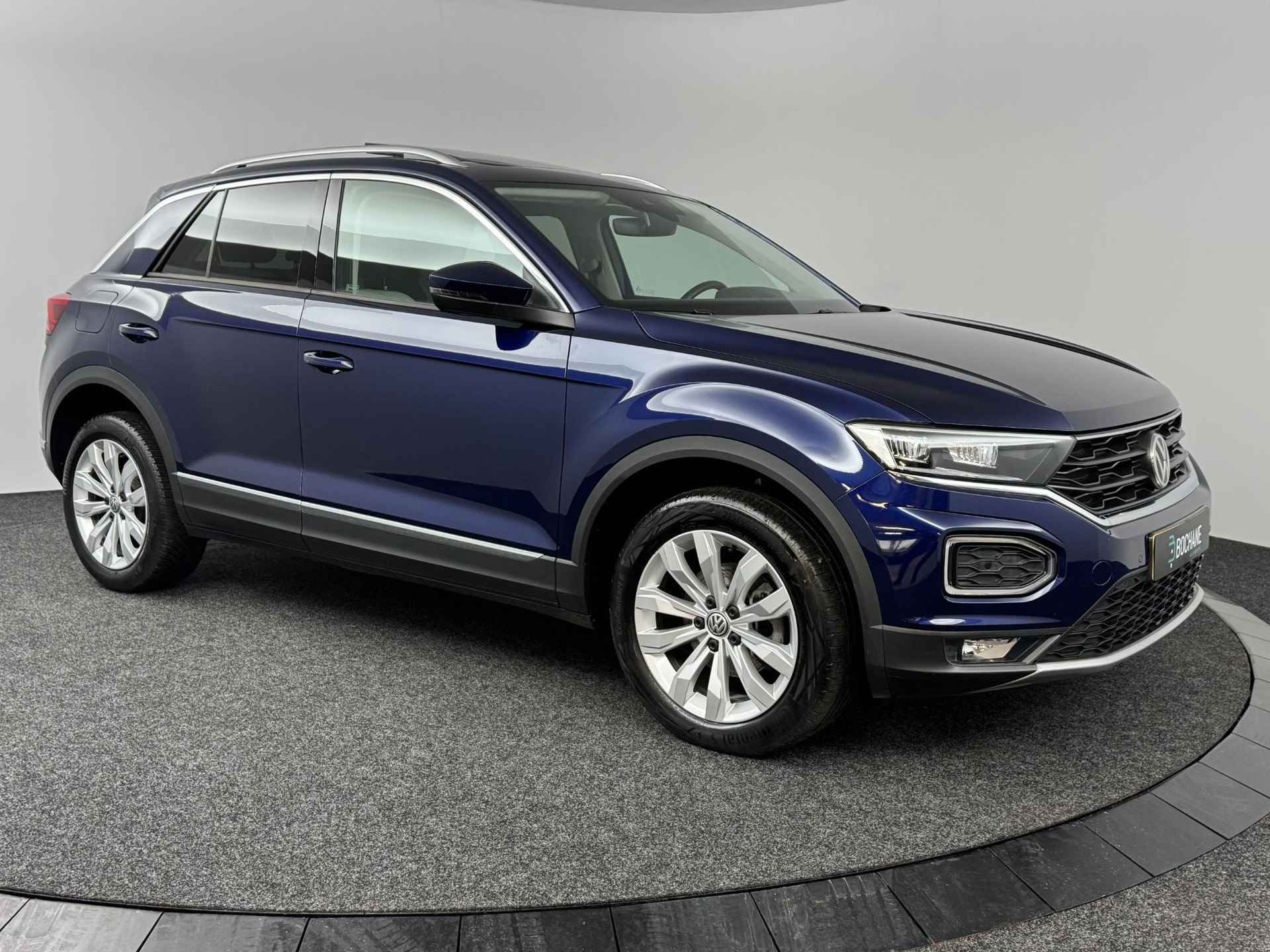 Volkswagen T-Roc 1.5 TSI DSG Sport | Trekhaak | Navigatie | Panoramadak | Achteruitrijcamera - 6/49