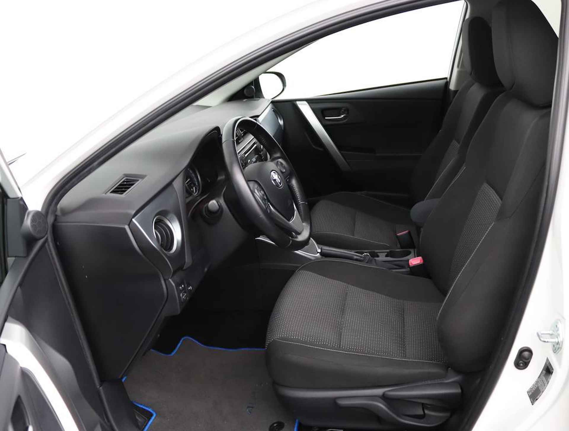 Toyota Auris Touring Sports 1.8 Hybrid | Panoramadak | Parelmoerlak | Parkeercamera | Privacyglass | - 17/50