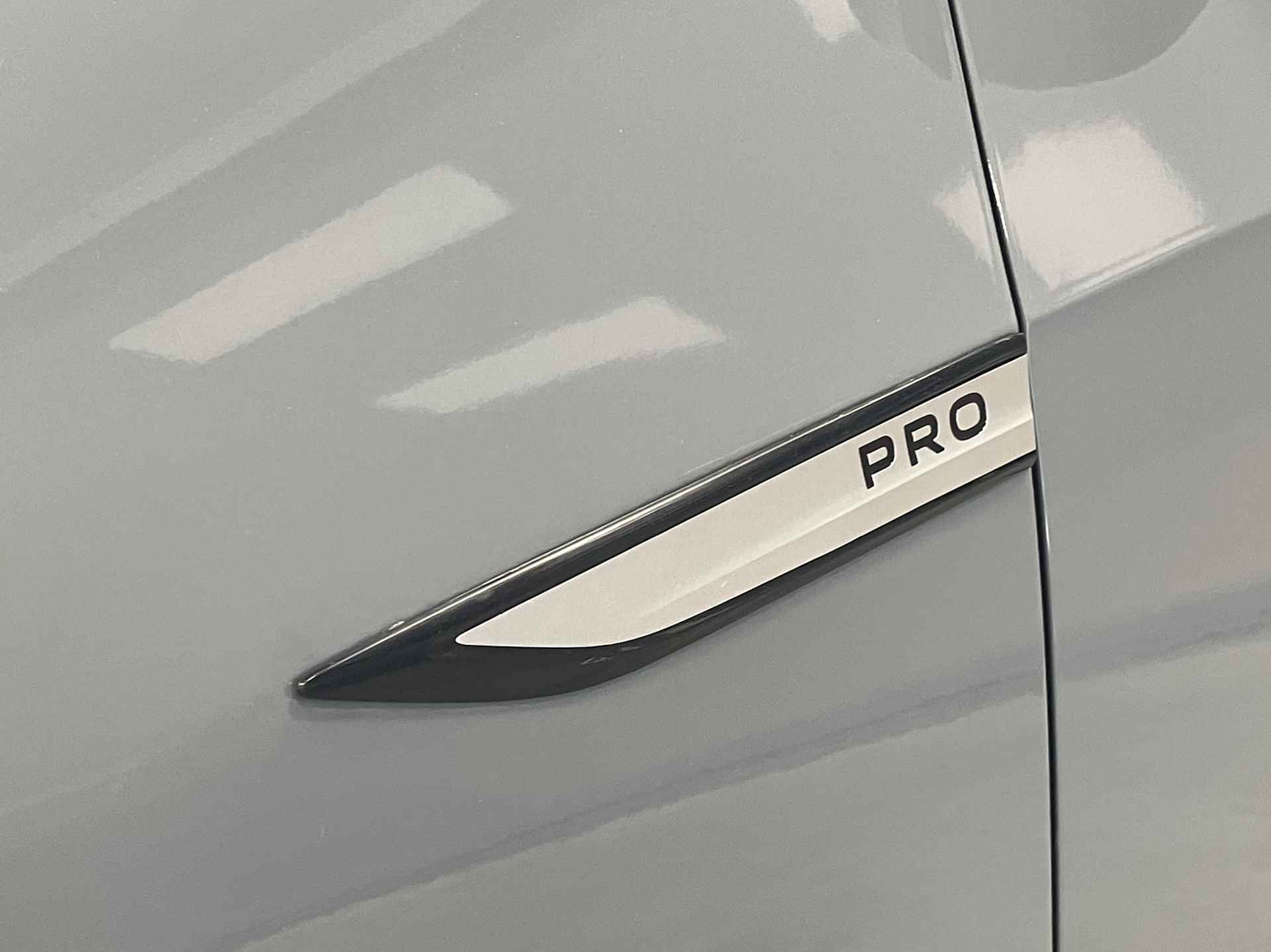 Volkswagen ID.3 Pro 58 kWh | Panoramadak| Warmtepomp | iQ-light | Massagestoelen | 12% Bijtelling - 26/47