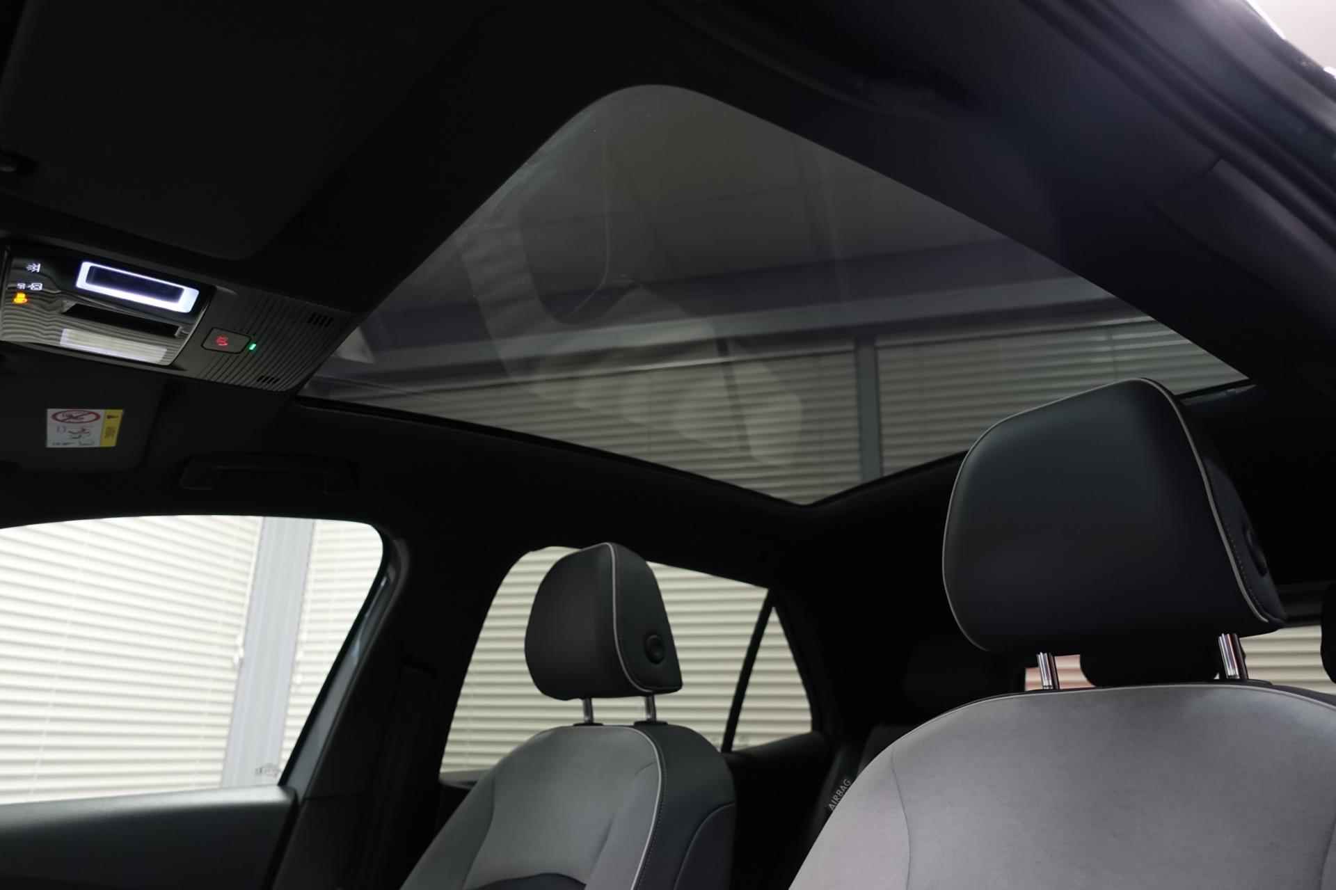 Volkswagen ID.3 Pro 58 kWh | Panoramadak| Warmtepomp | iQ-light | Massagestoelen | 12% Bijtelling - 30/47