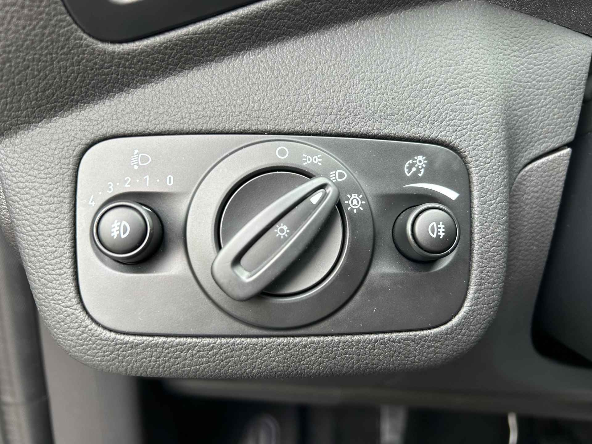Ford Kuga 1.5 EcoBoost Titanium | Camera | Bliss | Half leder | Voorruitverw. | Auto inparkeren | - 14/37