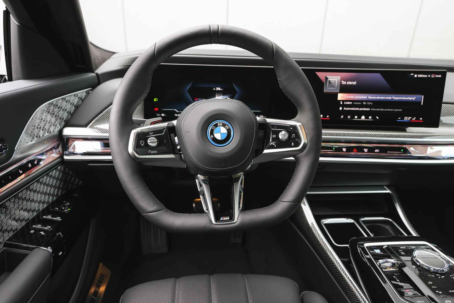 BMW i7 eDrive50 High Executive M Sport / Panoramadak Sky Lounge / Massagefunctie / Parking Assistant Professional / Bowers & Wilkins / Active Steering - 4/42