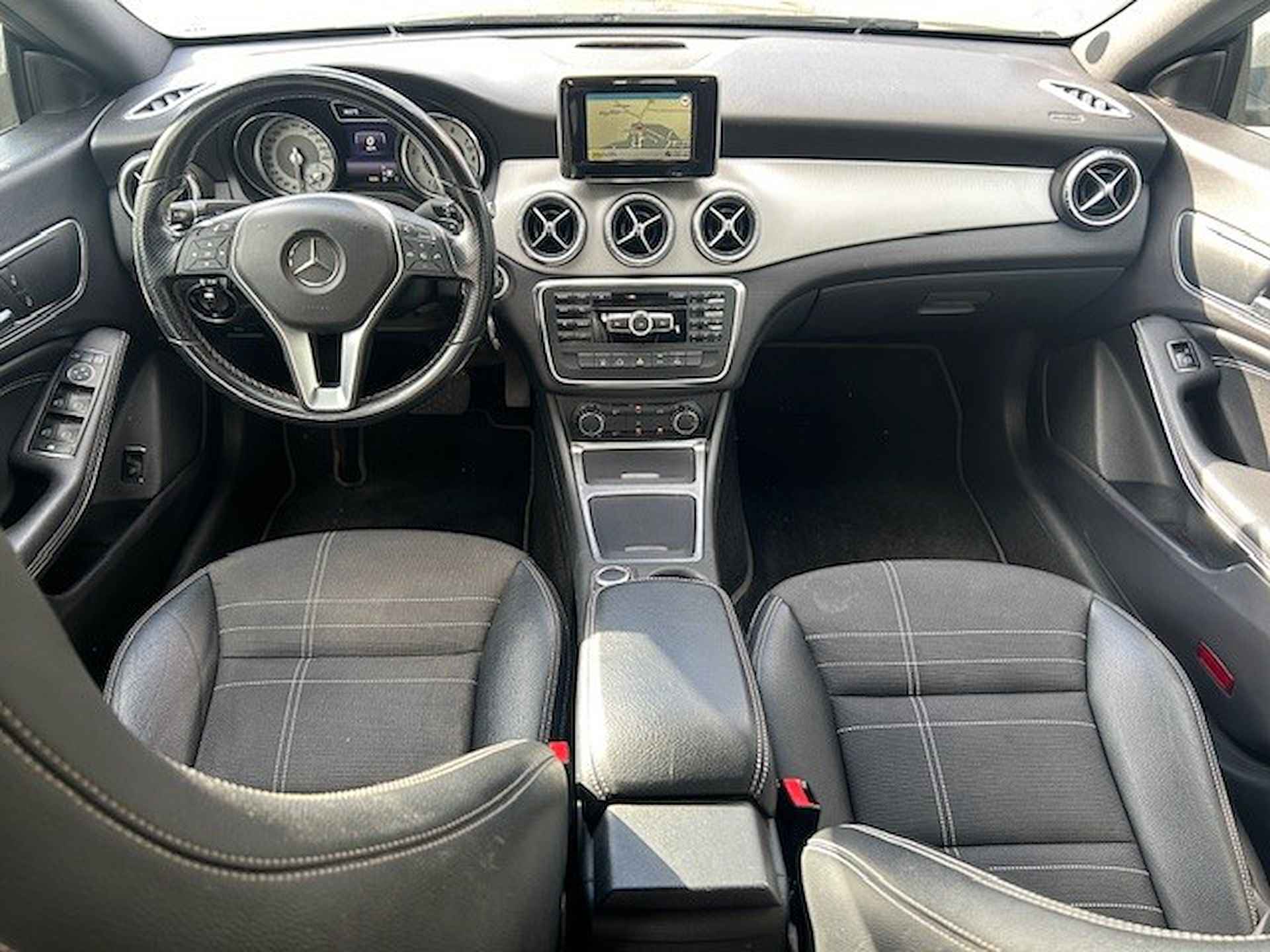 Mercedes-Benz CLA-klasse 200 Ambition AUTOMAAT - 12/16