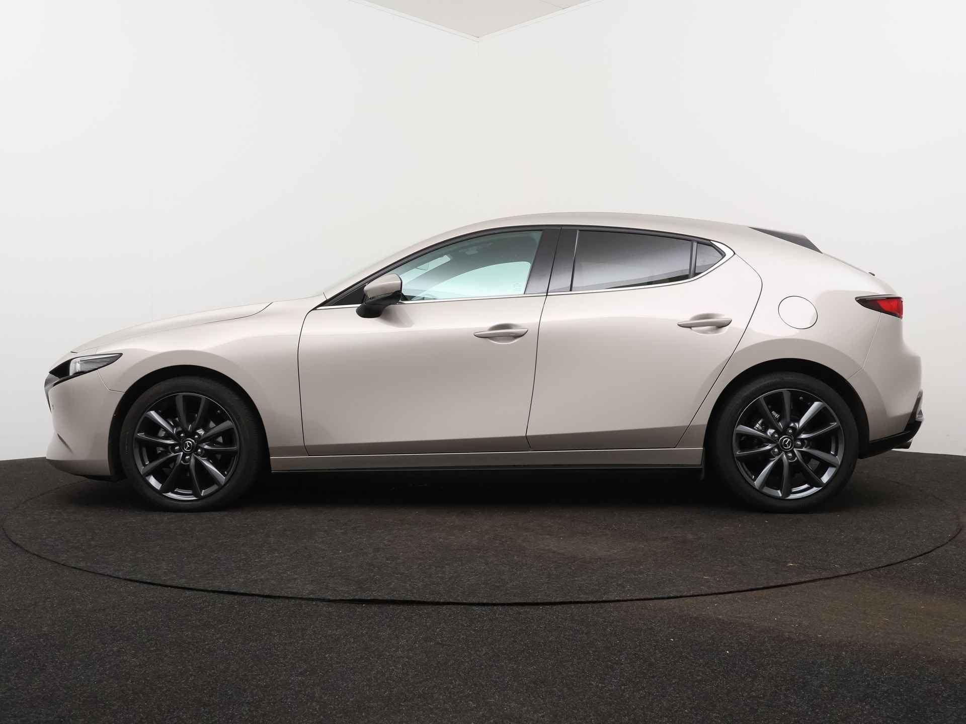 Mazda 3 2.0 e-SkyActiv-G M Hybrid 150 Exclusive-line Camera | Navi | Stoelverwarming | Adatptive cruise - 4/44