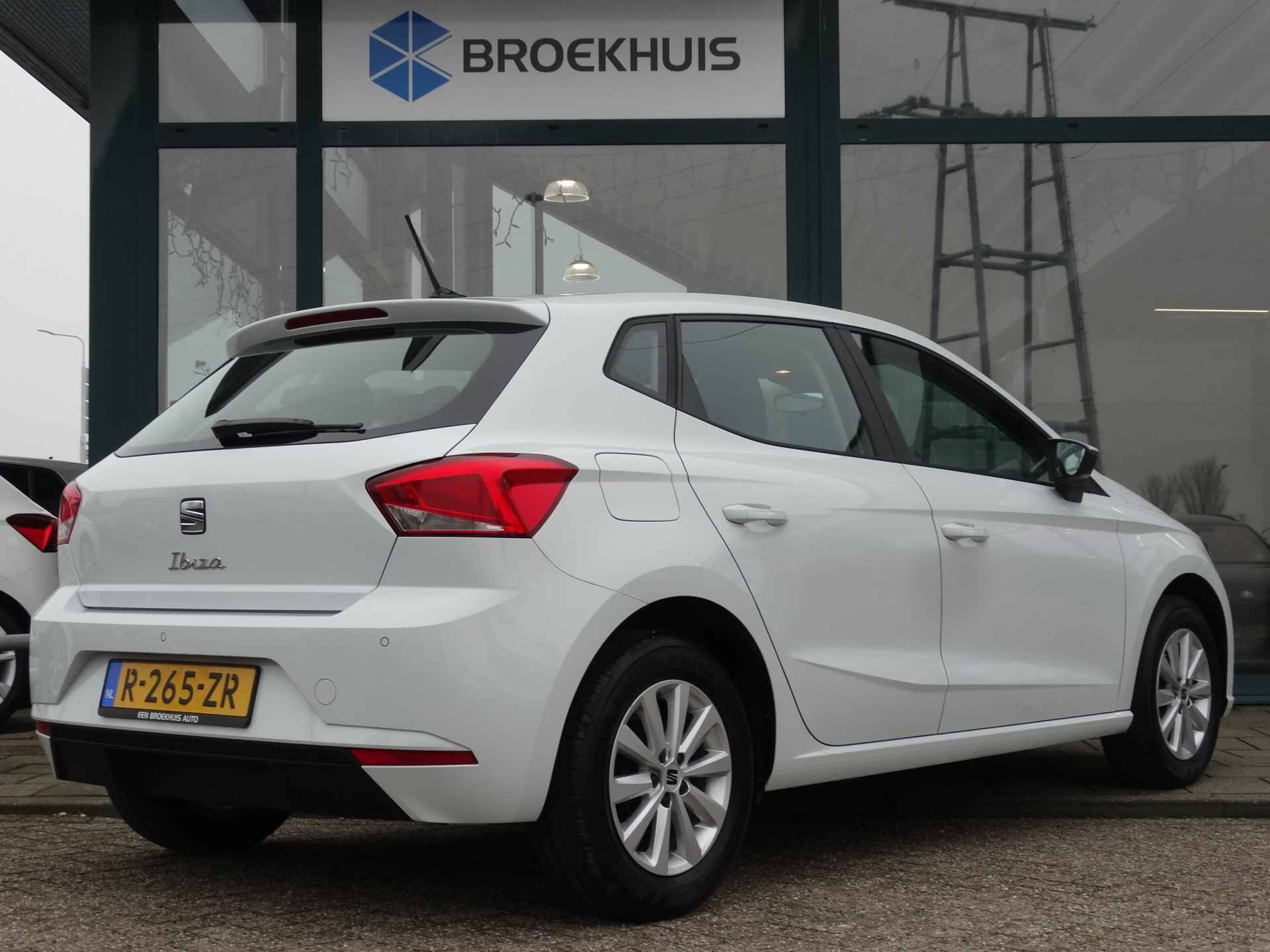 SEAT Ibiza 1.0 EcoTSI Style | Parkeersensoren | Cruise Control | Airco | - 7/23