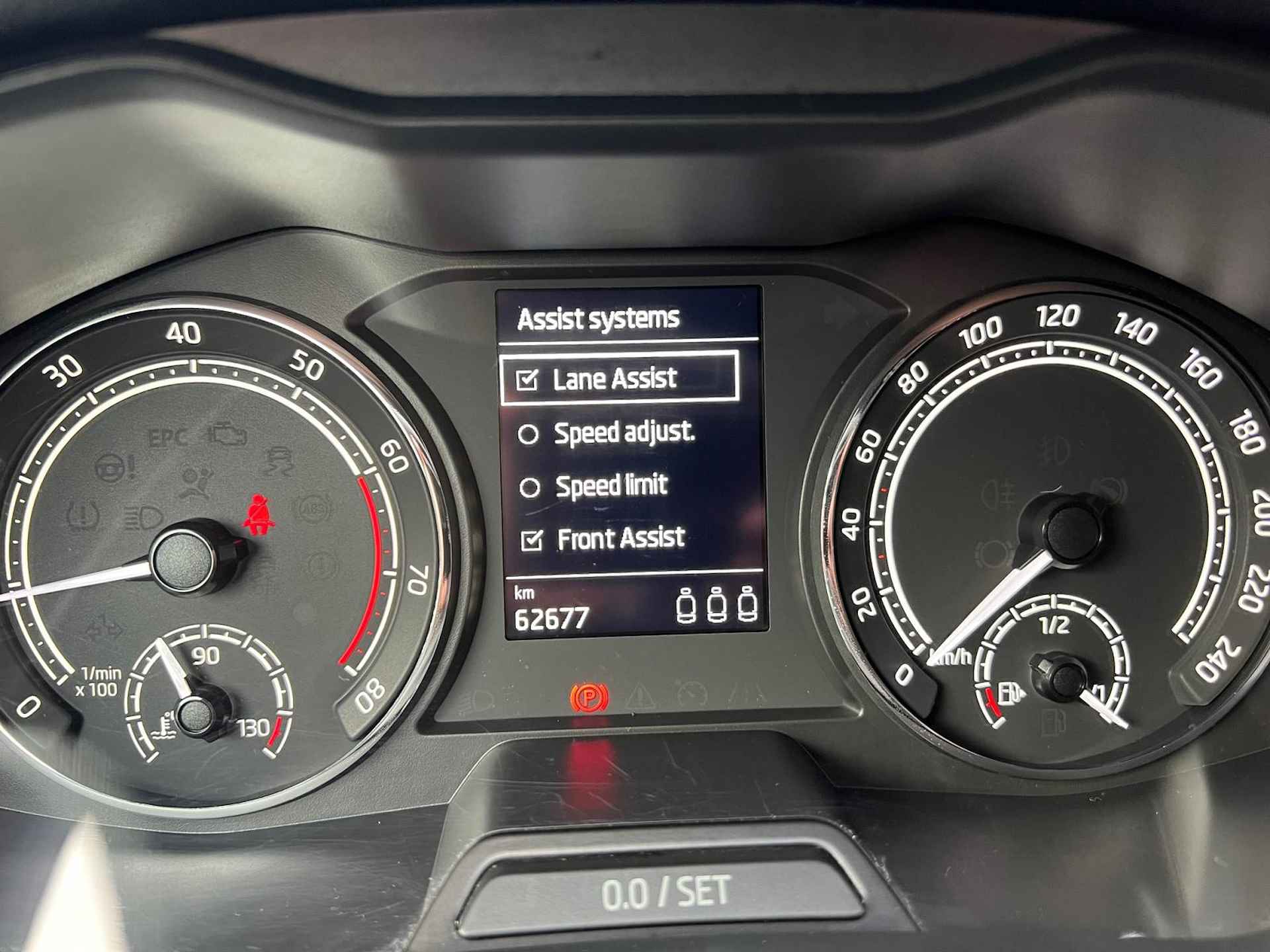 Skoda Scala 1.0 TSI Business Edition Climate Control | lichtmetalen velgen | 12 maanden BOVAG garantie! - 25/34