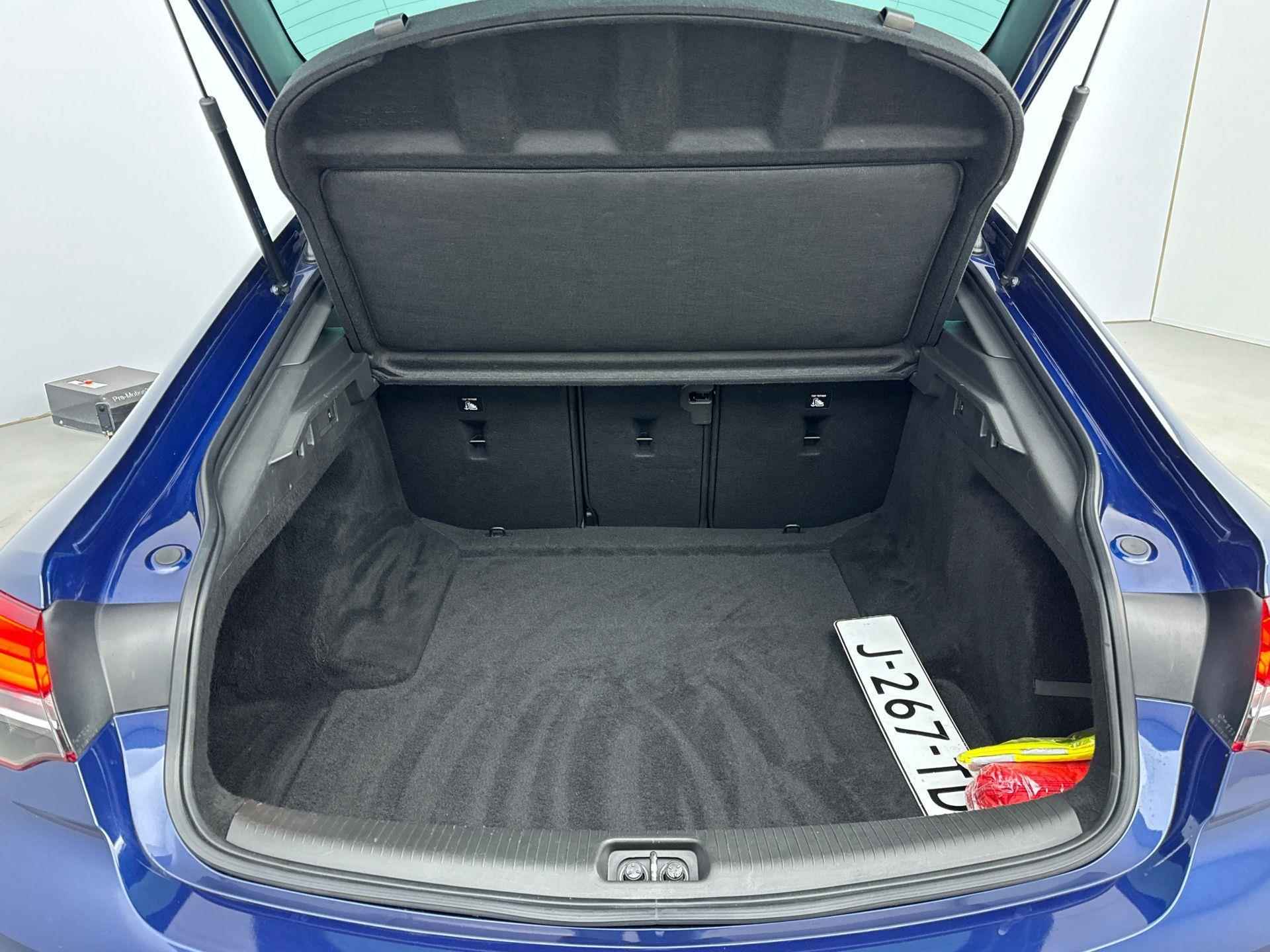 Opel Insignia Grand Sport 1.5 122 pk Ultimate | Navigatie | Parkeersensoren | Trekhaak - 15/33