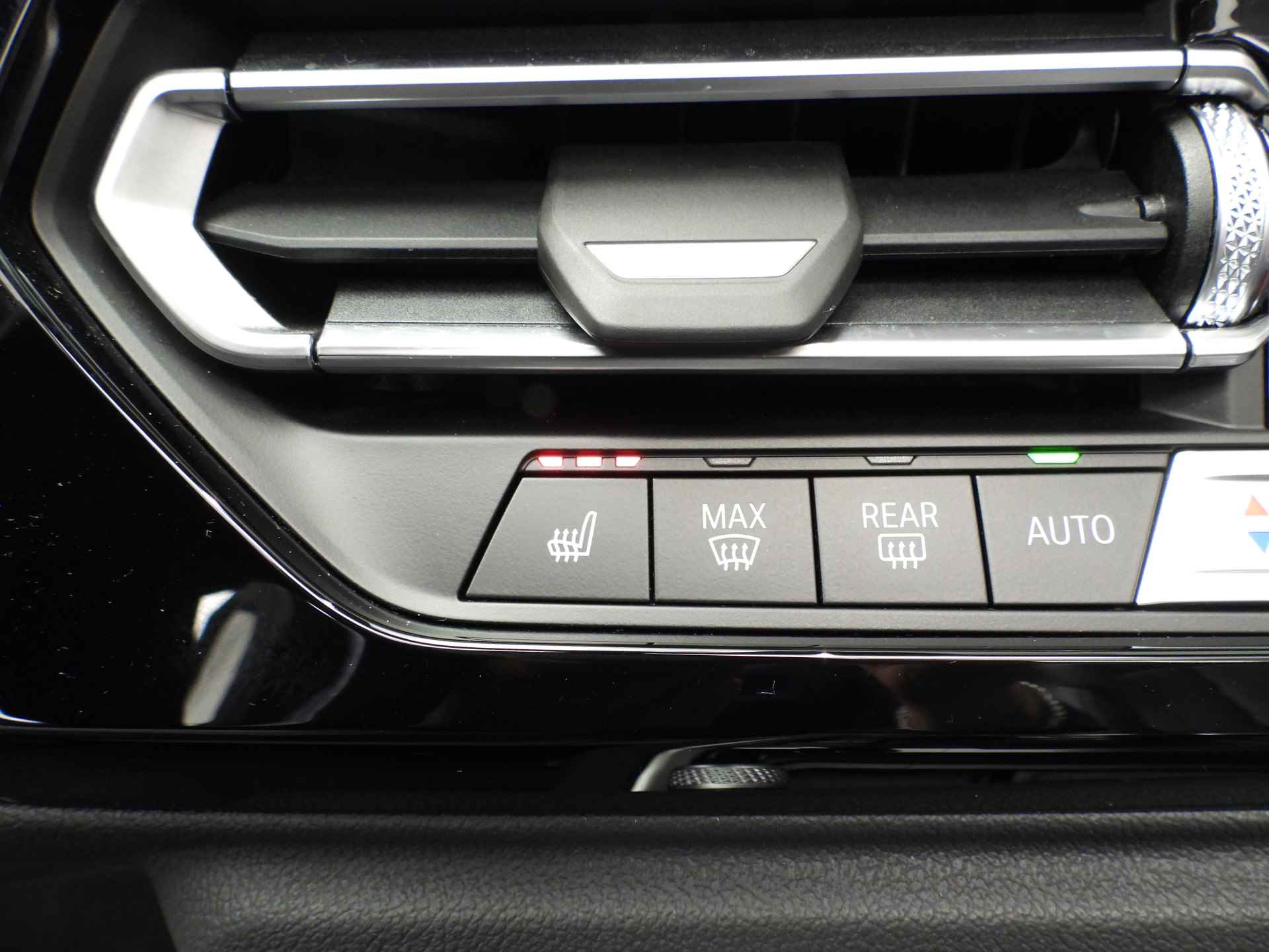 BMW Z4 Roadster sDrive20i LED / Leder / Navigatie / Stoelverwarming / Keyles go / DAB / Alu 18 inch - 25/38